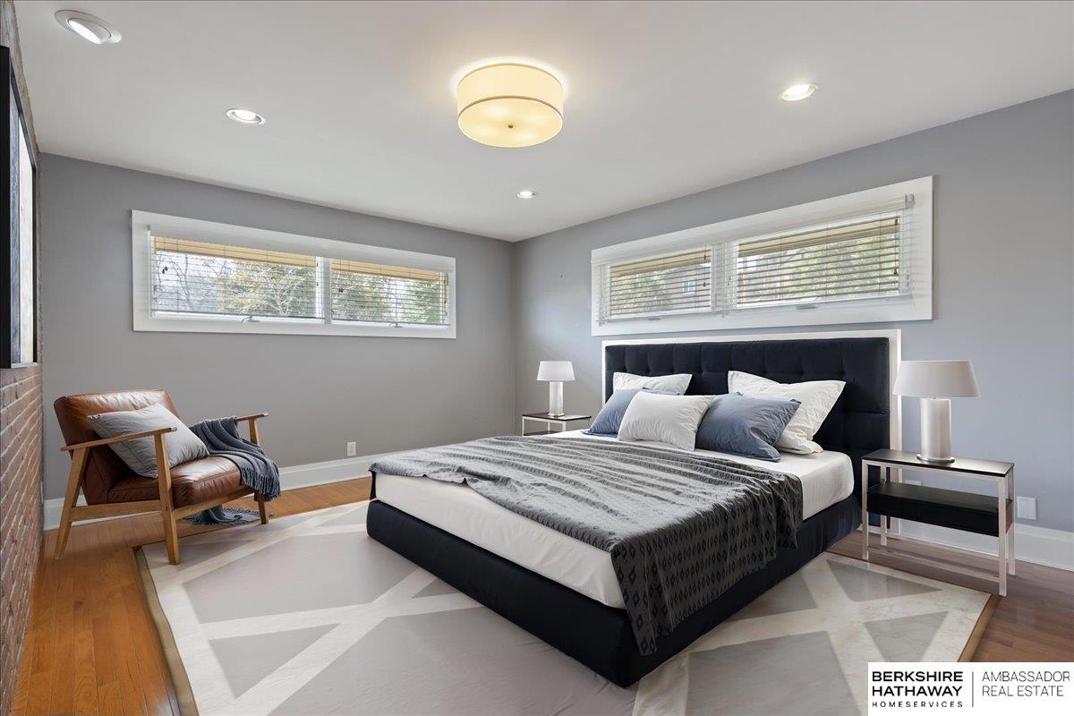 Omaha, Nebraska 68124, United States, 3 Bedrooms Bedrooms, ,4 BathroomsBathrooms,Residential,Active,98917