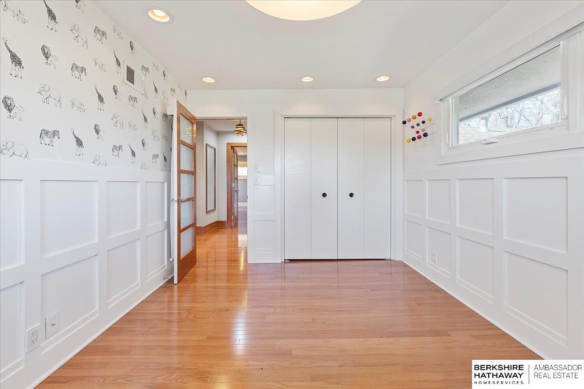 Omaha, Nebraska 68124, United States, 3 Bedrooms Bedrooms, ,4 BathroomsBathrooms,Residential,Active,98917