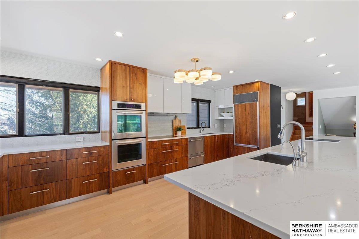 Omaha, Nebraska 68124, United States, 3 Bedrooms Bedrooms, ,4 BathroomsBathrooms,Residential,Active,98917