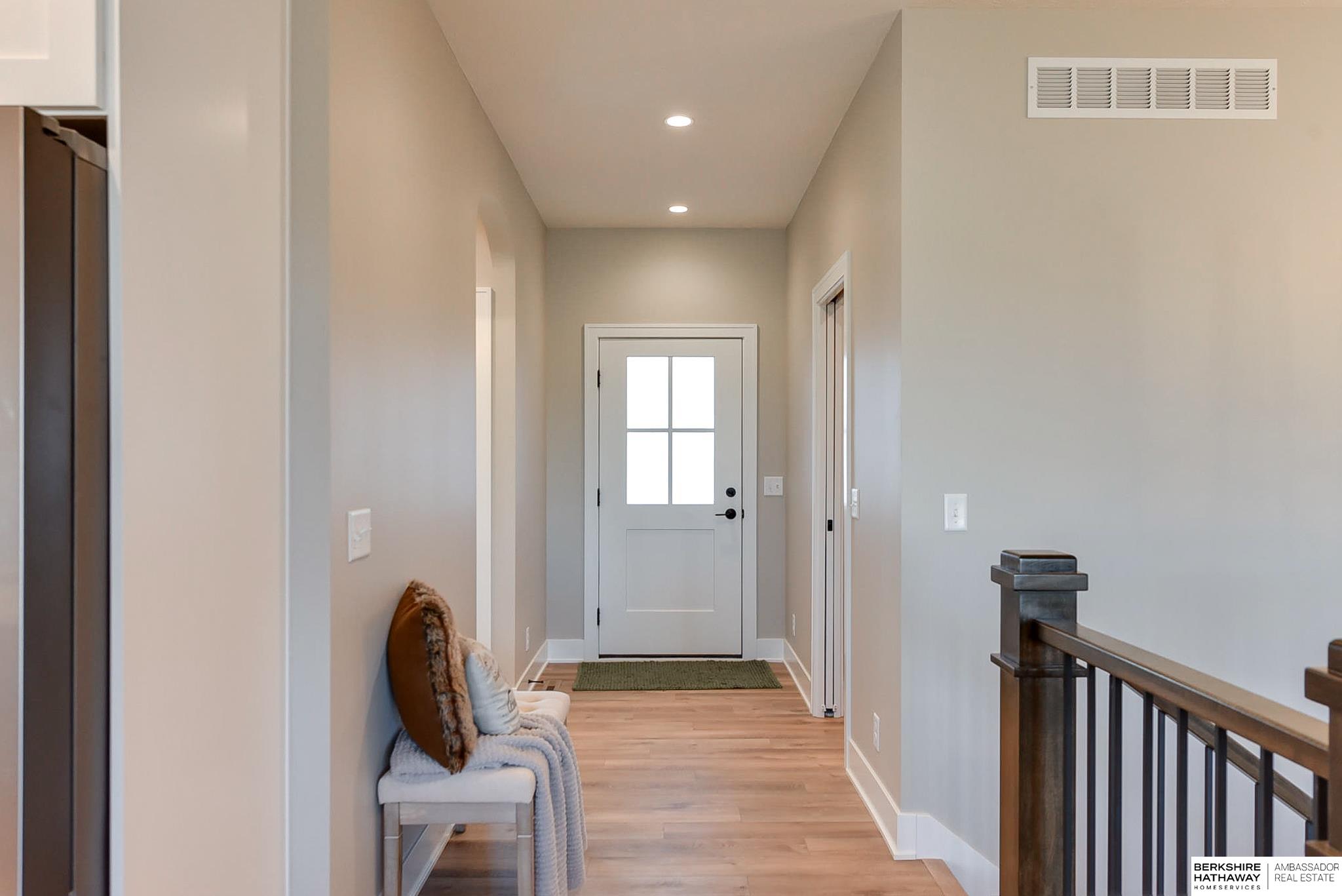 Wahoo, Nebraska 68066, United States, 4 Bedrooms Bedrooms, ,3 BathroomsBathrooms,Residential,Pending,38390