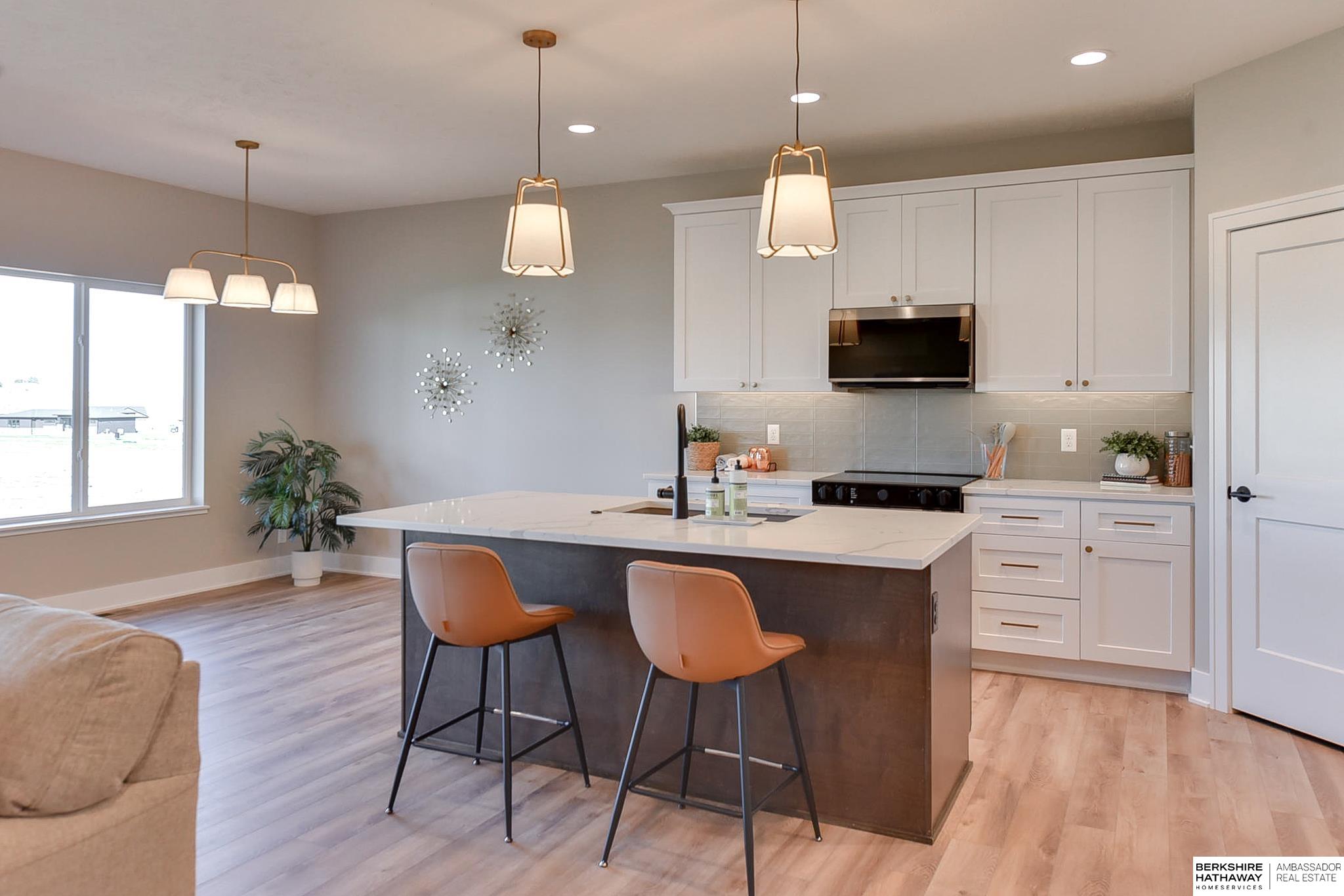 Wahoo, Nebraska 68066, United States, 4 Bedrooms Bedrooms, ,3 BathroomsBathrooms,Residential,Pending,38390