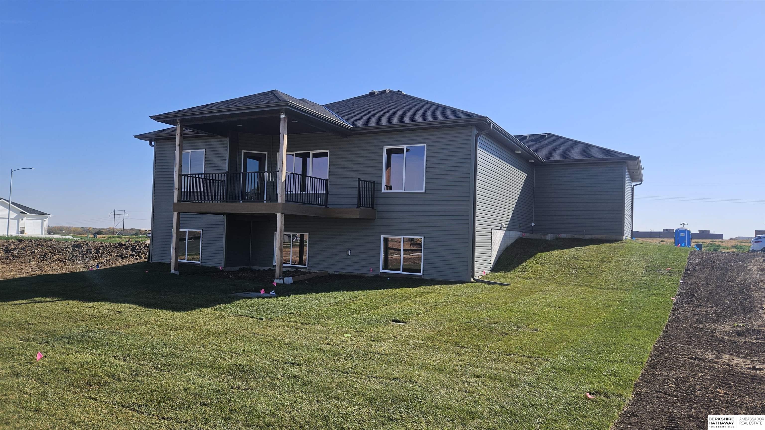 Wahoo, Nebraska 68066, United States, 4 Bedrooms Bedrooms, ,3 BathroomsBathrooms,Residential,Pending,38390