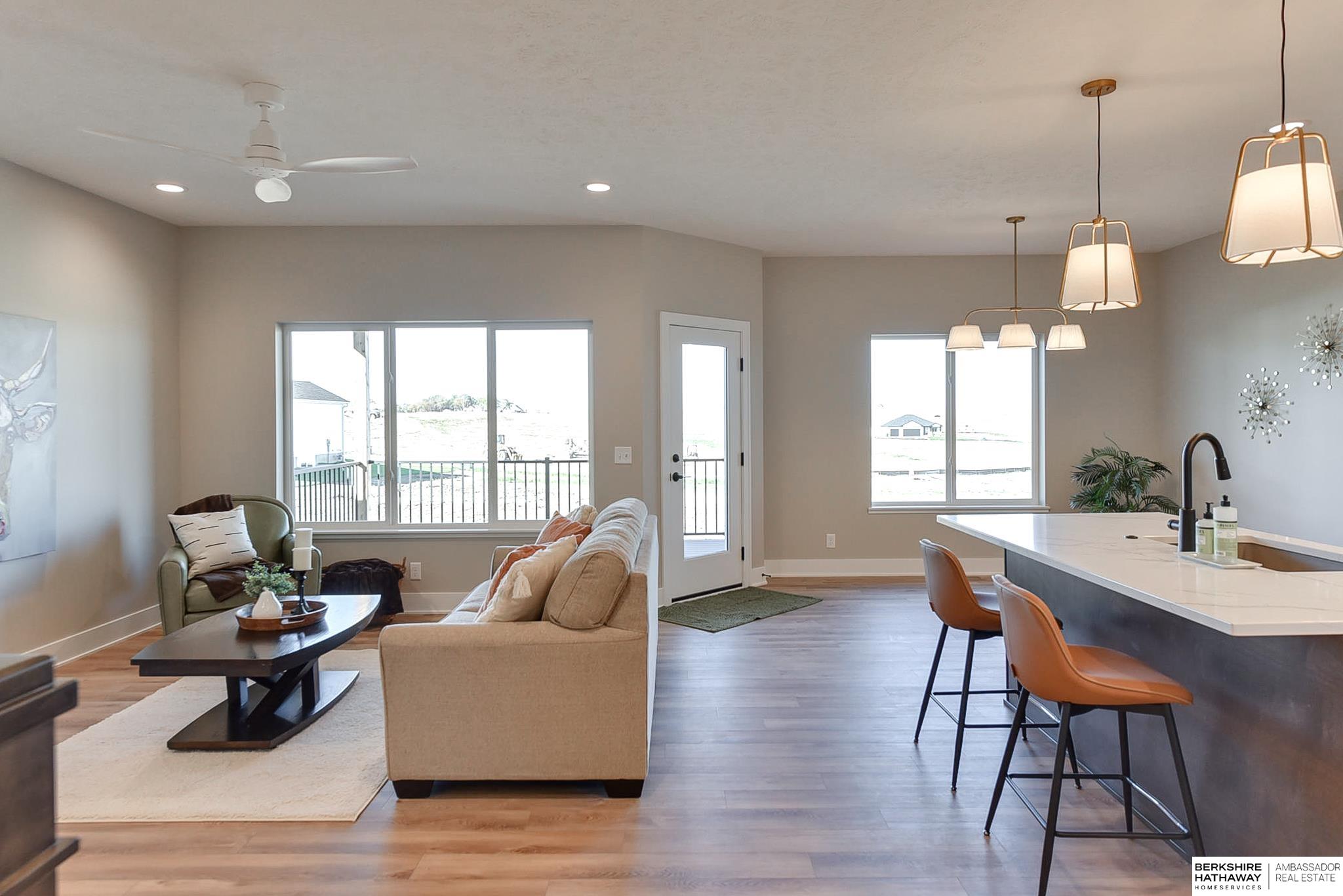 Wahoo, Nebraska 68066, United States, 4 Bedrooms Bedrooms, ,3 BathroomsBathrooms,Residential,Pending,38390