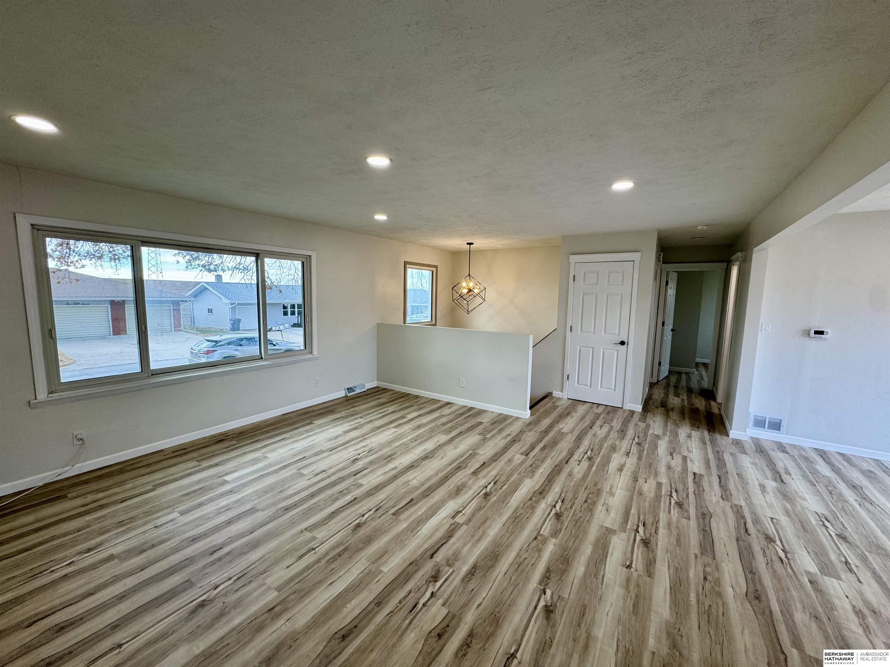 Tecumseh, Nebraska 68450, United States, 4 Bedrooms Bedrooms, ,2 BathroomsBathrooms,Residential,Active,27185