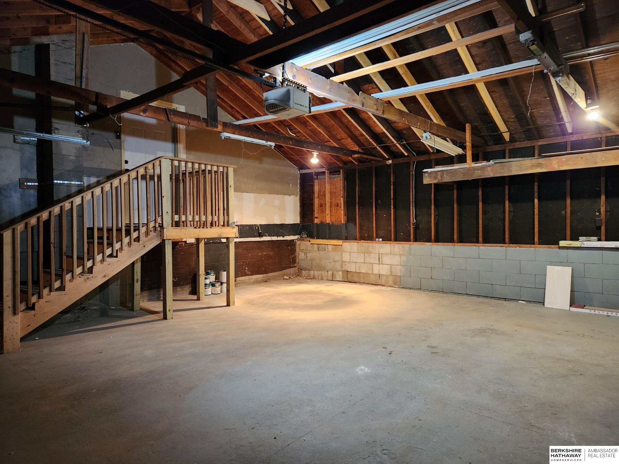 Tecumseh, Nebraska 68450, United States, 4 Bedrooms Bedrooms, ,2 BathroomsBathrooms,Residential,Active,27185