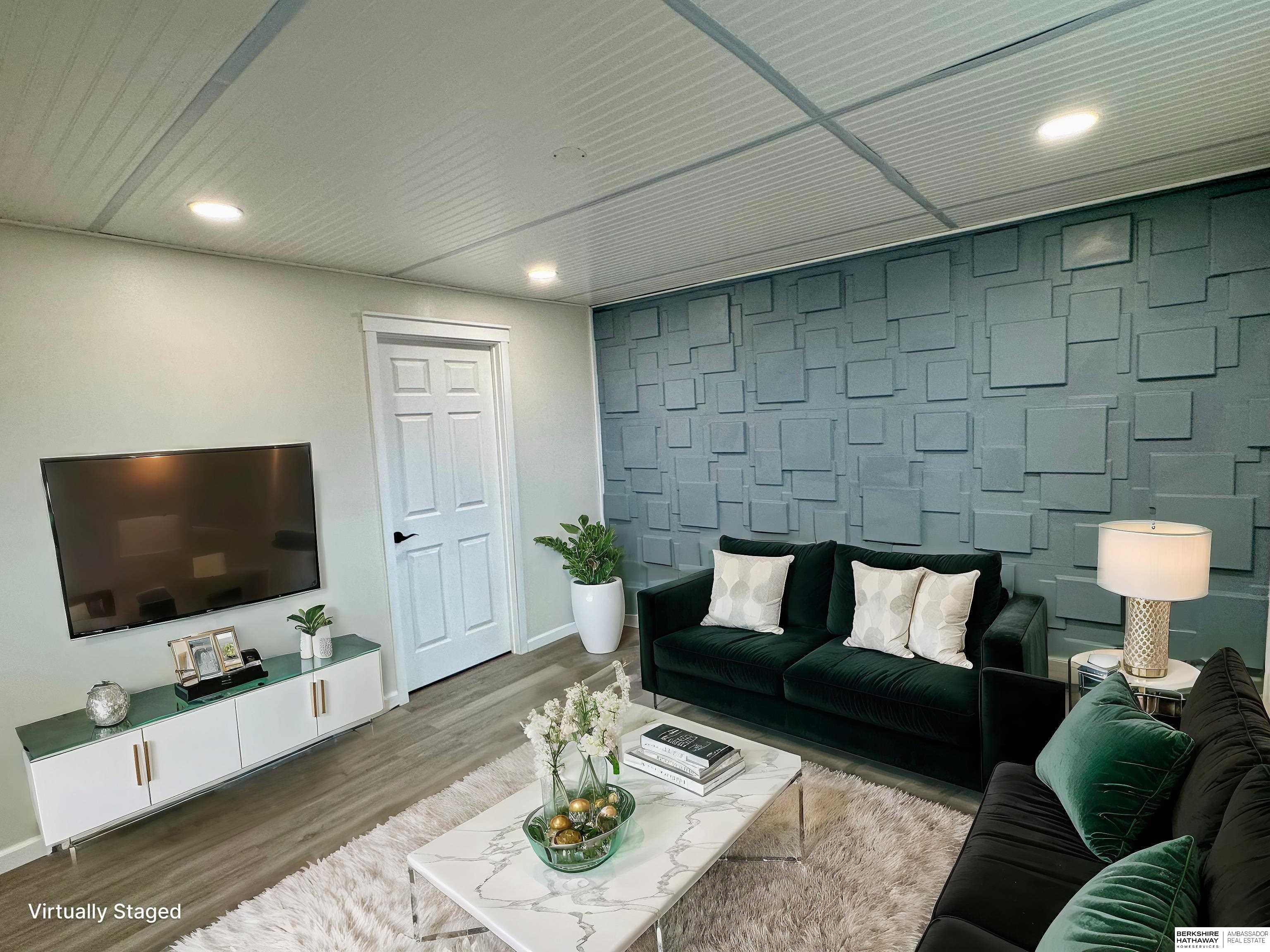 Tecumseh, Nebraska 68450, United States, 4 Bedrooms Bedrooms, ,2 BathroomsBathrooms,Residential,Active,27185