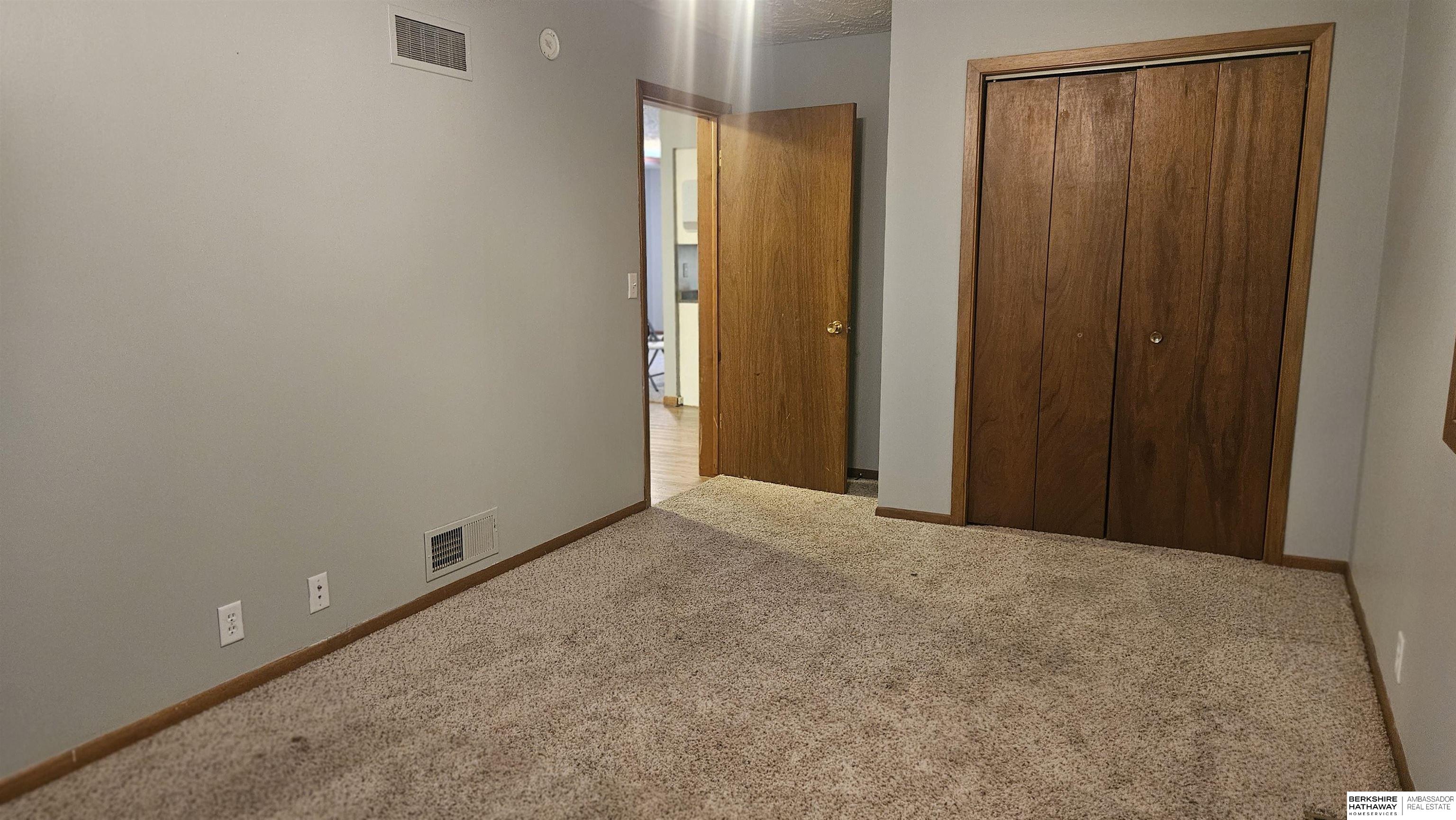 Valparaiso, Nebraska 68065, United States, 4 Bedrooms Bedrooms, ,3 BathroomsBathrooms,Residential,Pending,51630