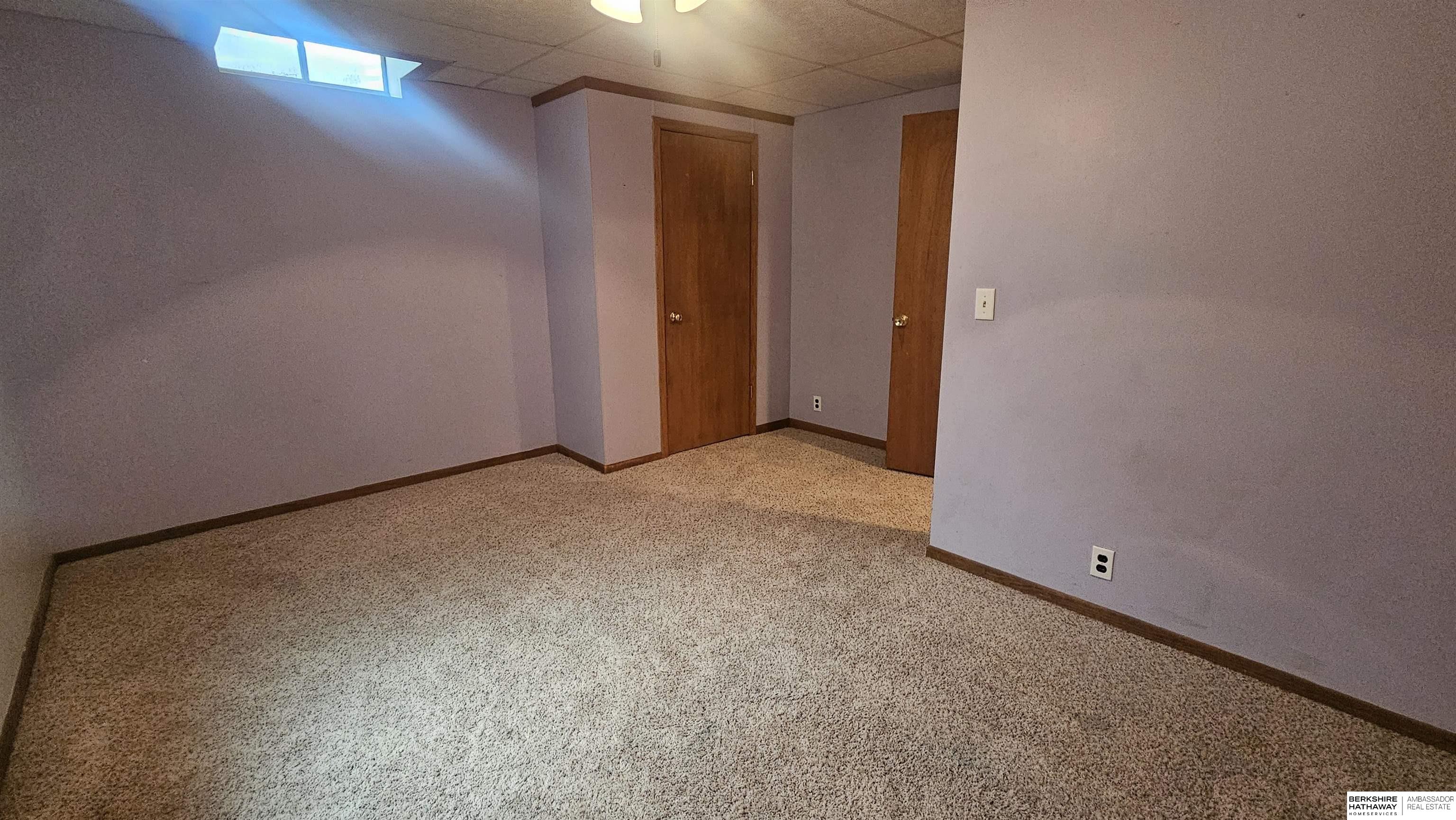 Valparaiso, Nebraska 68065, United States, 4 Bedrooms Bedrooms, ,3 BathroomsBathrooms,Residential,Pending,51630