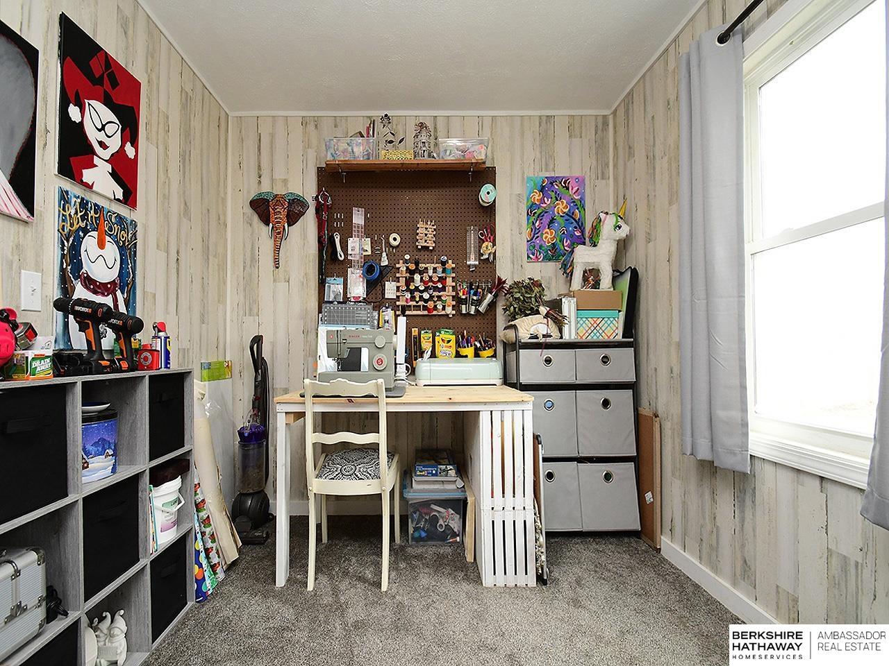 Carter Lake, Iowa 51501, United States, 3 Bedrooms Bedrooms, ,2 BathroomsBathrooms,Residential,Pending,105219