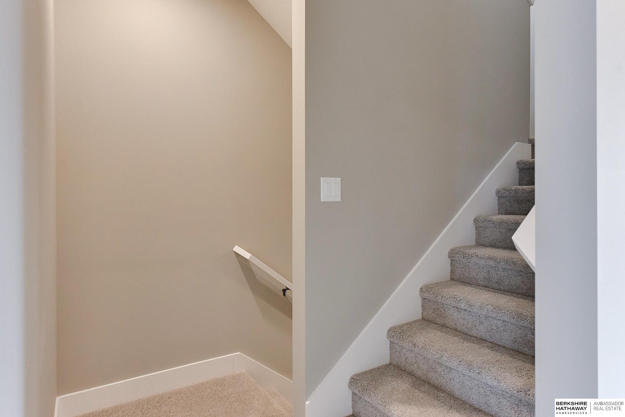 Omaha, Nebraska 68108, United States, 2 Bedrooms Bedrooms, ,3 BathroomsBathrooms,Residential,Active,94885