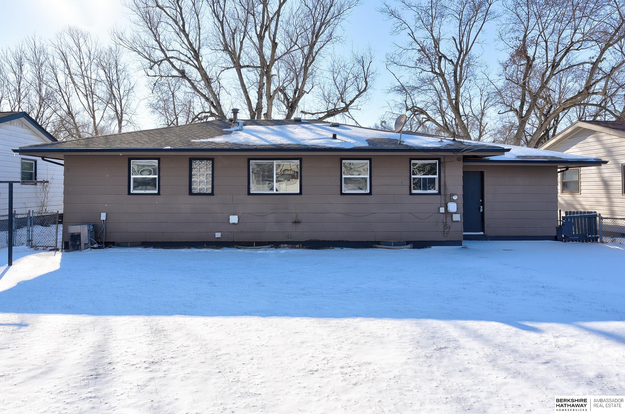 Omaha, Nebraska 68114, United States, 3 Bedrooms Bedrooms, ,1 BathroomBathrooms,Residential,Pending,4365