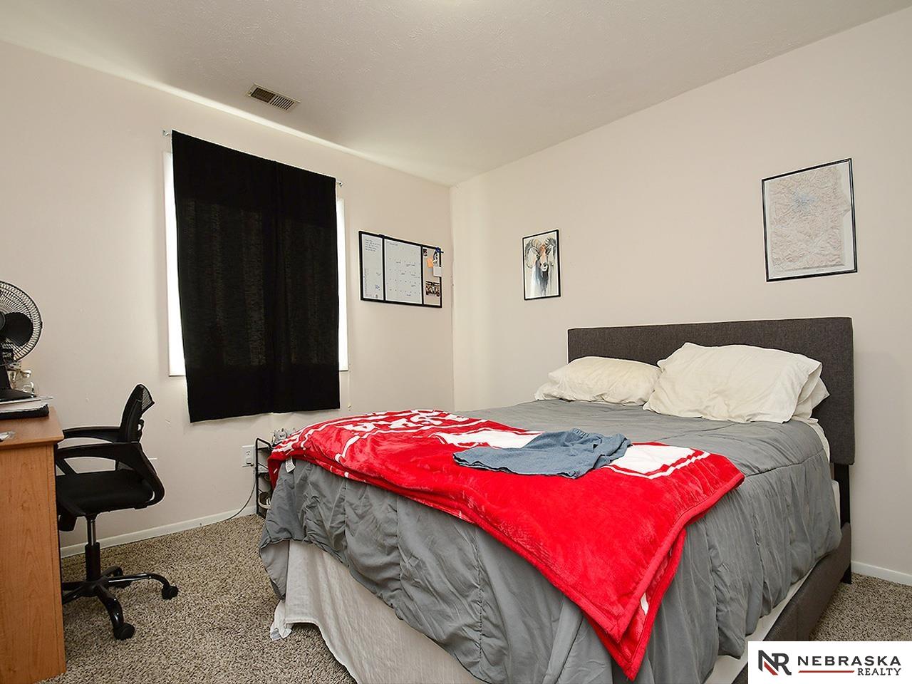 Omaha, Nebraska 68132, United States, 6 Bedrooms Bedrooms, ,4 BathroomsBathrooms,Residential,Active,88003