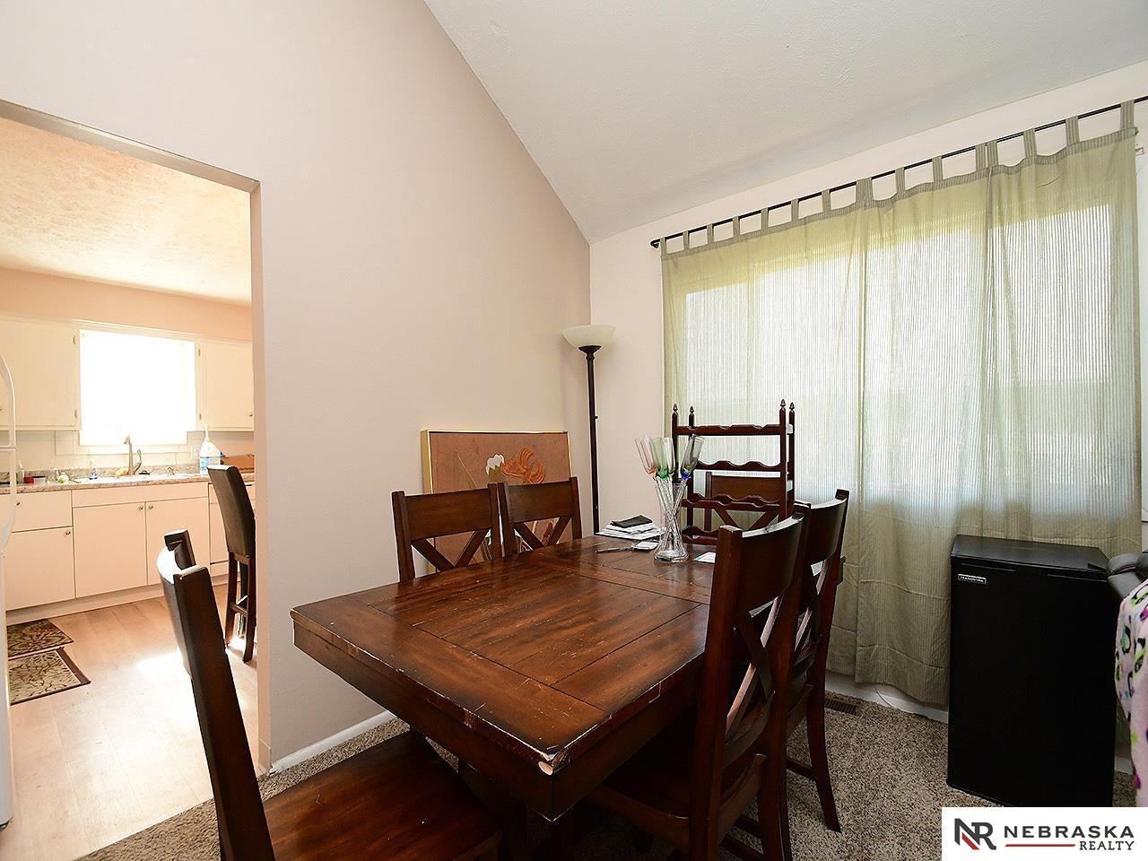 Omaha, Nebraska 68132, United States, 6 Bedrooms Bedrooms, ,4 BathroomsBathrooms,Residential,Active,88003