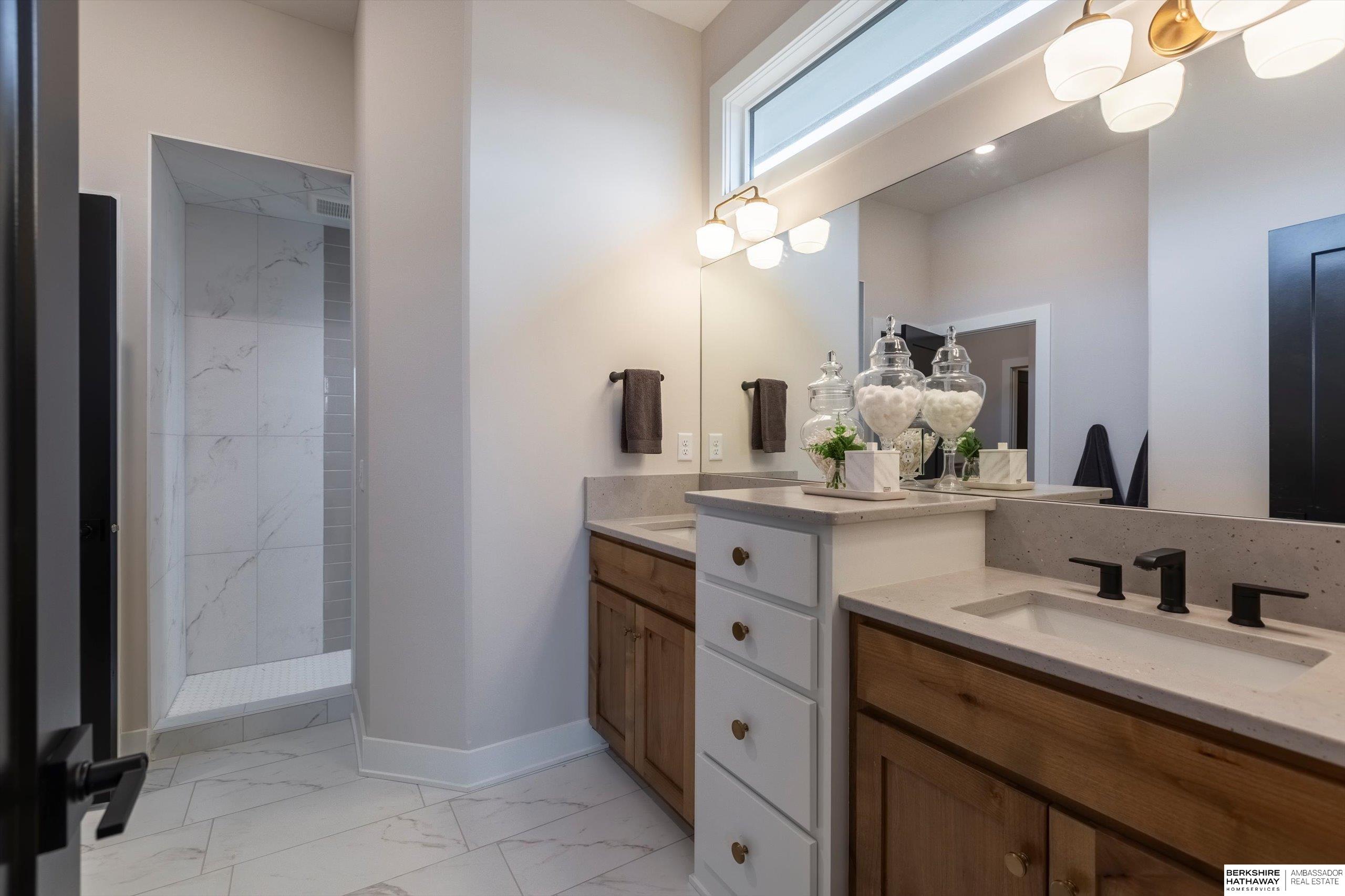 Gretna, Nebraska 68028, United States, 6 Bedrooms Bedrooms, ,3 BathroomsBathrooms,Residential,Active,22408