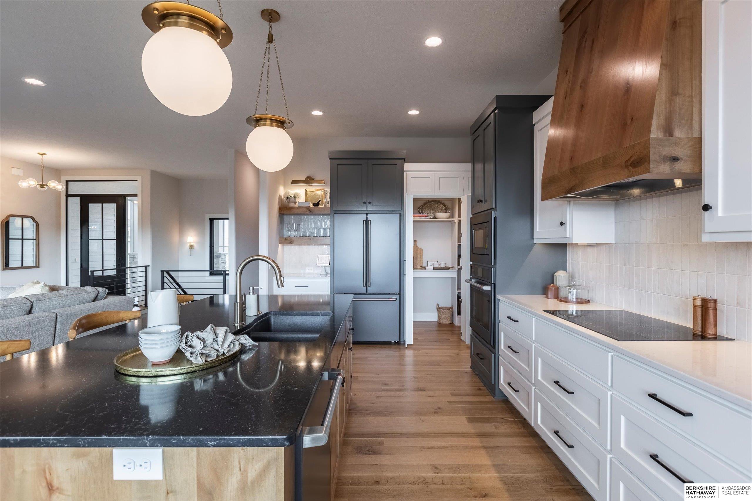 Gretna, Nebraska 68028, United States, 6 Bedrooms Bedrooms, ,3 BathroomsBathrooms,Residential,Active,22408