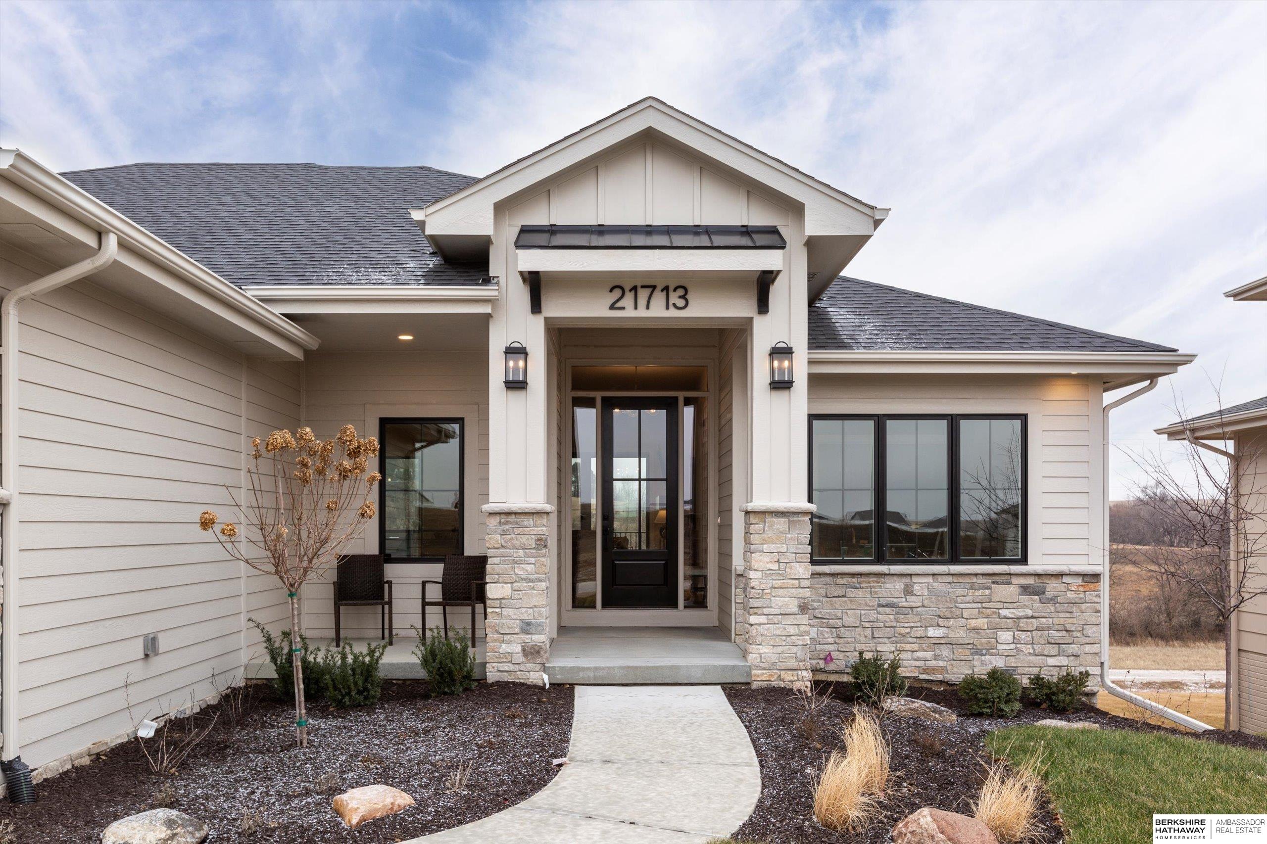 Gretna, Nebraska 68028, United States, 6 Bedrooms Bedrooms, ,3 BathroomsBathrooms,Residential,Active,22408