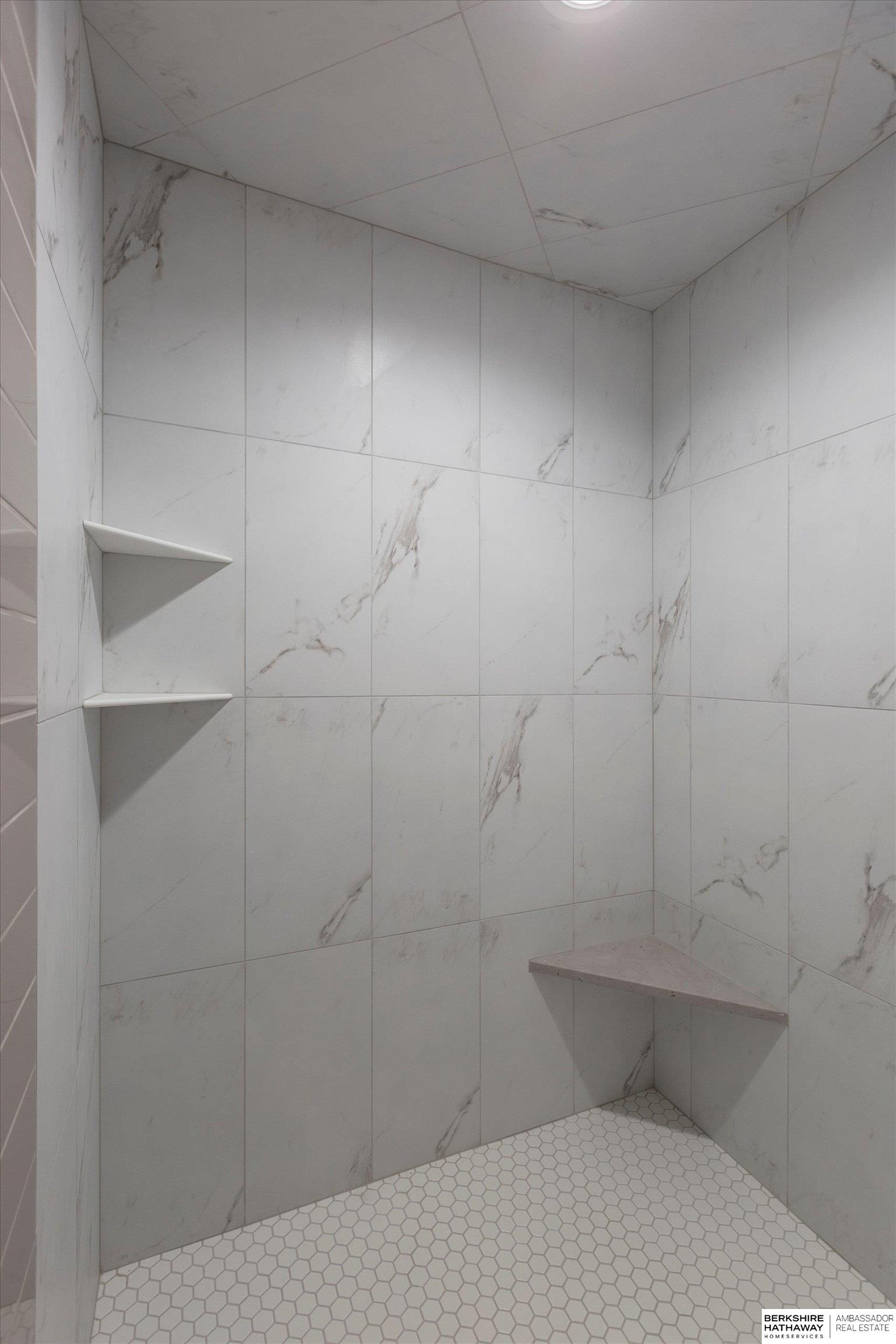 Gretna, Nebraska 68028, United States, 6 Bedrooms Bedrooms, ,3 BathroomsBathrooms,Residential,Active,22408