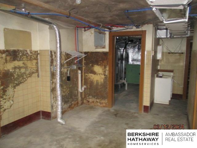 Howells, Nebraska 68641, United States, 3 Bedrooms Bedrooms, ,2 BathroomsBathrooms,Residential,Pending,61942