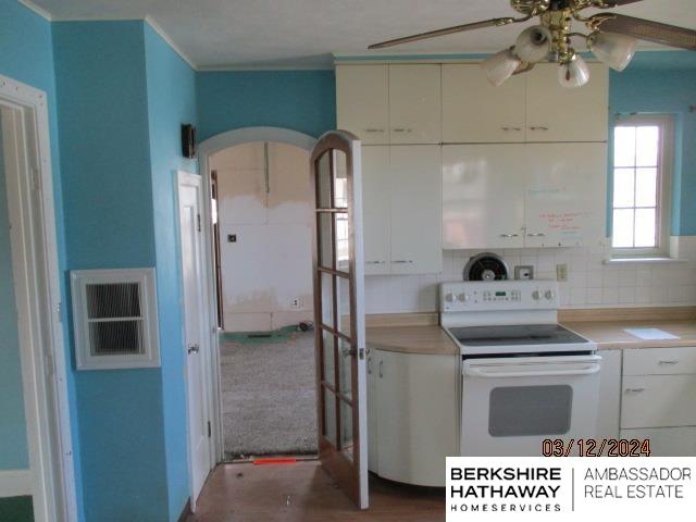 Howells, Nebraska 68641, United States, 3 Bedrooms Bedrooms, ,2 BathroomsBathrooms,Residential,Pending,61942