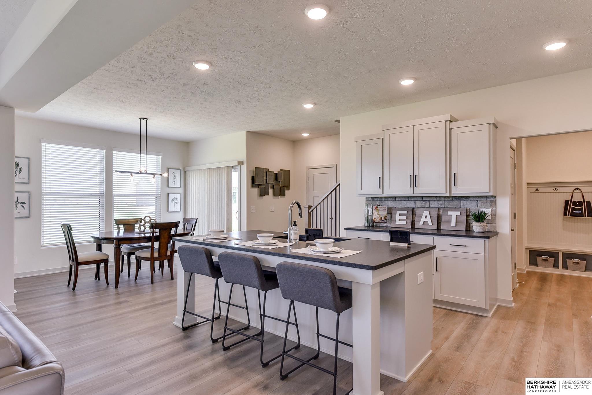 Omaha, Nebraska 68136, United States, 4 Bedrooms Bedrooms, ,4 BathroomsBathrooms,Residential,Active,40824