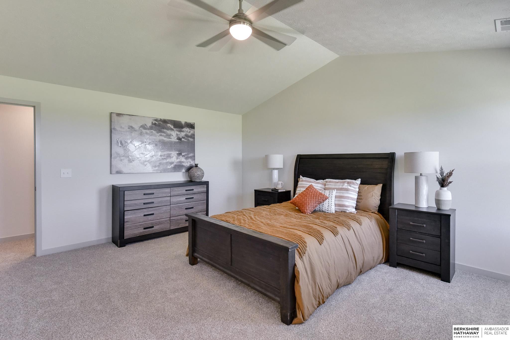 Omaha, Nebraska 68136, United States, 4 Bedrooms Bedrooms, ,4 BathroomsBathrooms,Residential,Active,40824