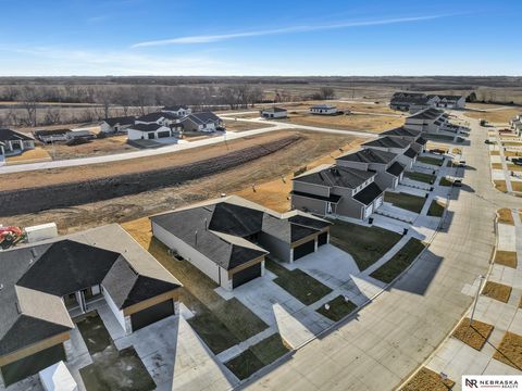 MLS: 22503362