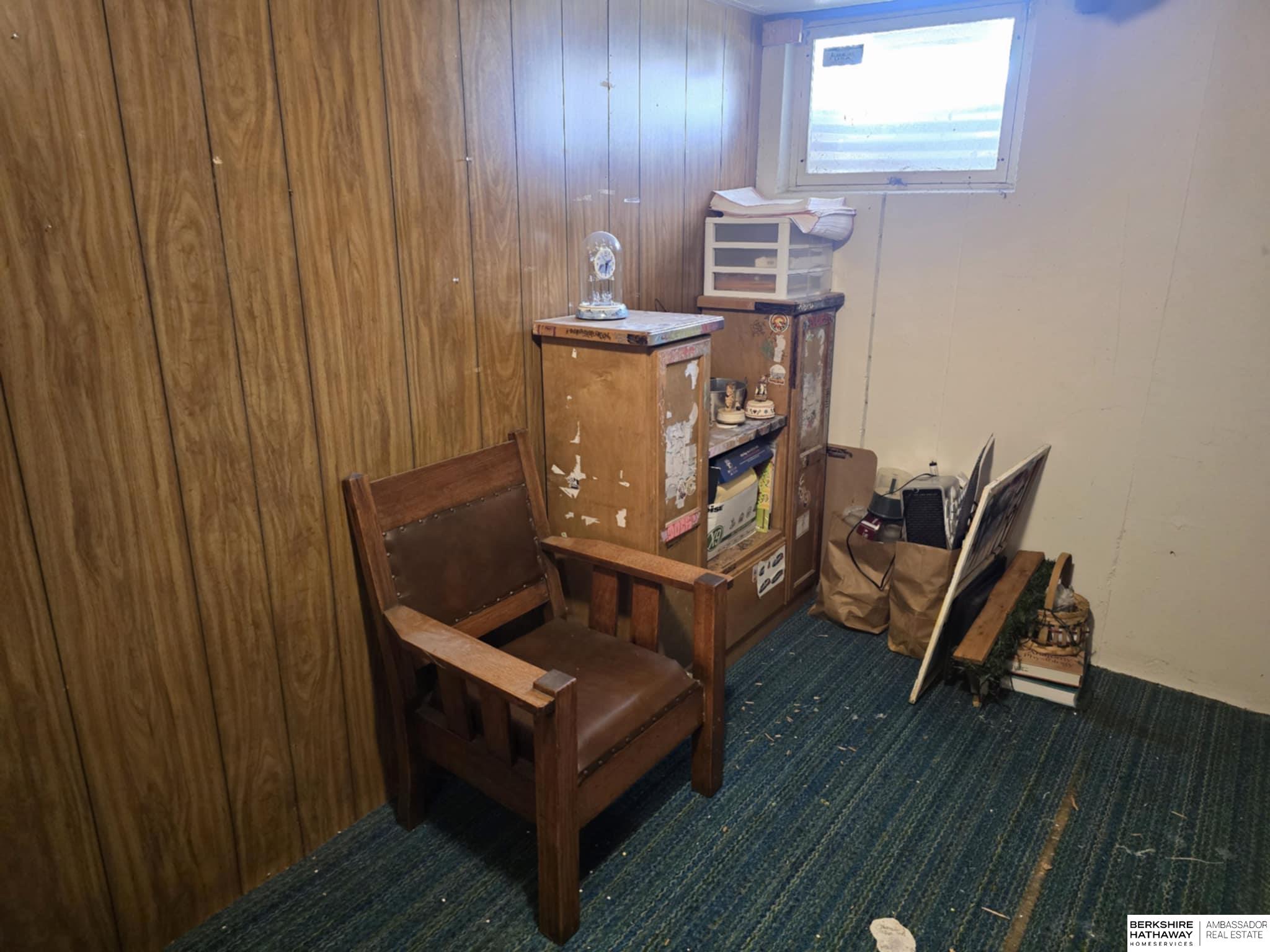 Lincoln, Nebraska 68505, United States, 2 Bedrooms Bedrooms, ,2 BathroomsBathrooms,Residential,Pending,103717