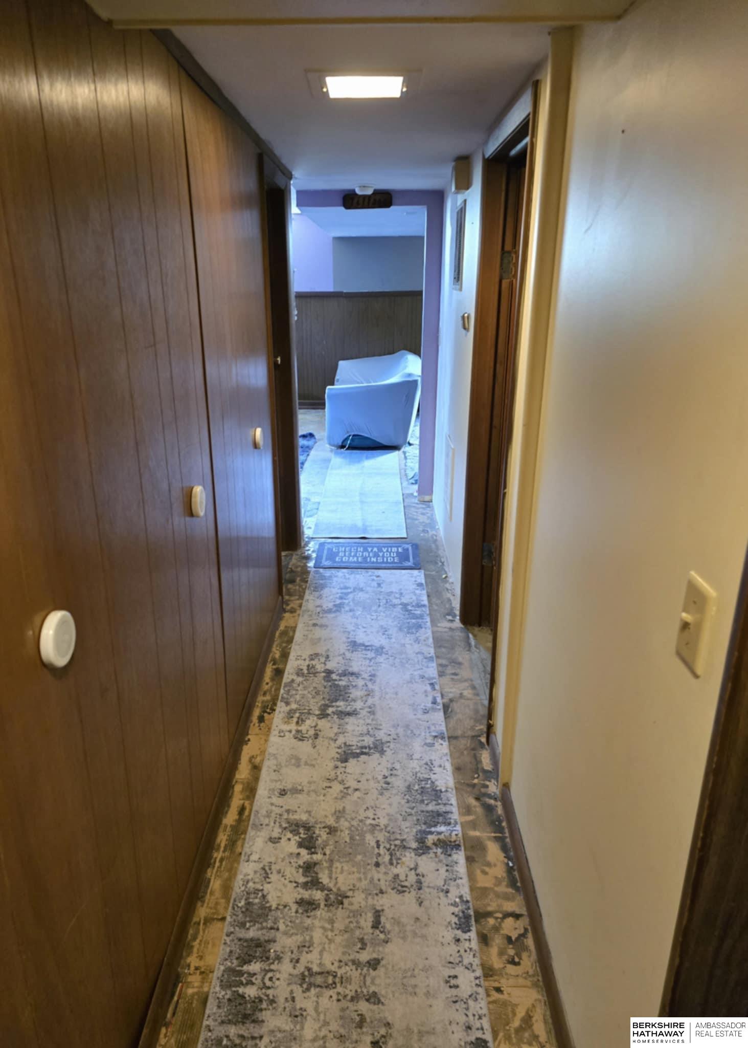 Lincoln, Nebraska 68505, United States, 2 Bedrooms Bedrooms, ,2 BathroomsBathrooms,Residential,Pending,103717