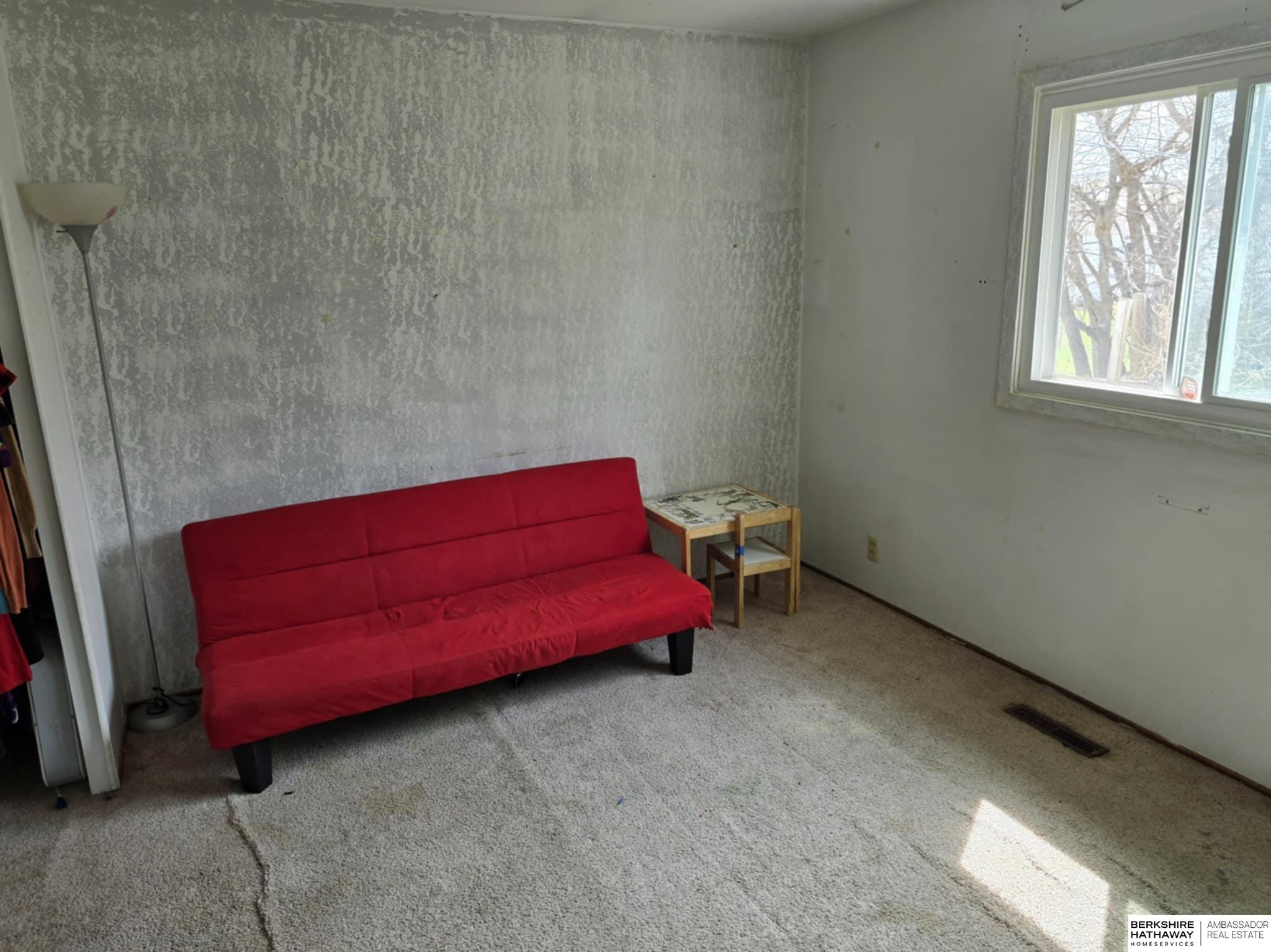 Lincoln, Nebraska 68505, United States, 2 Bedrooms Bedrooms, ,2 BathroomsBathrooms,Residential,Pending,103717