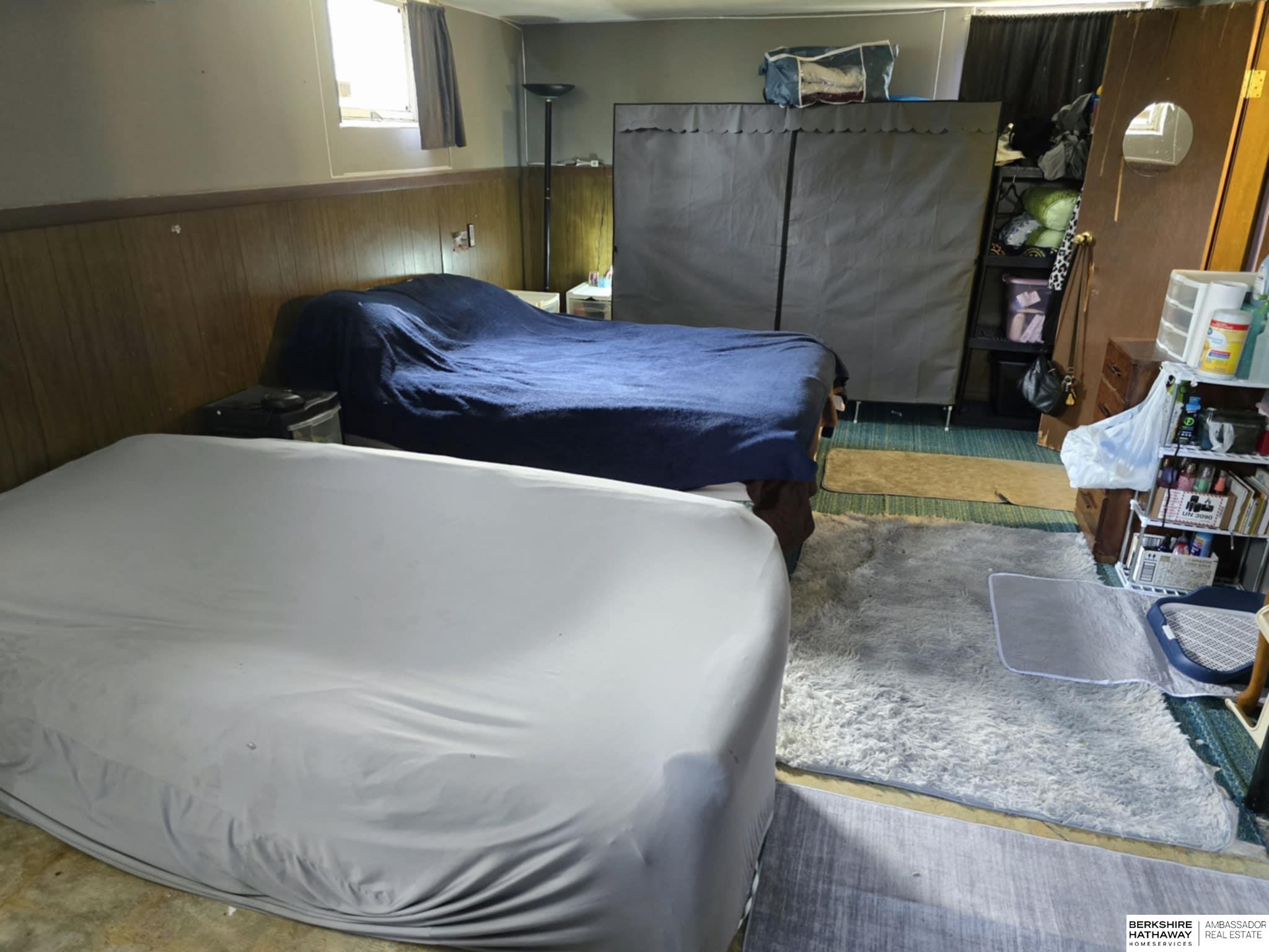 Lincoln, Nebraska 68505, United States, 2 Bedrooms Bedrooms, ,2 BathroomsBathrooms,Residential,Pending,103717