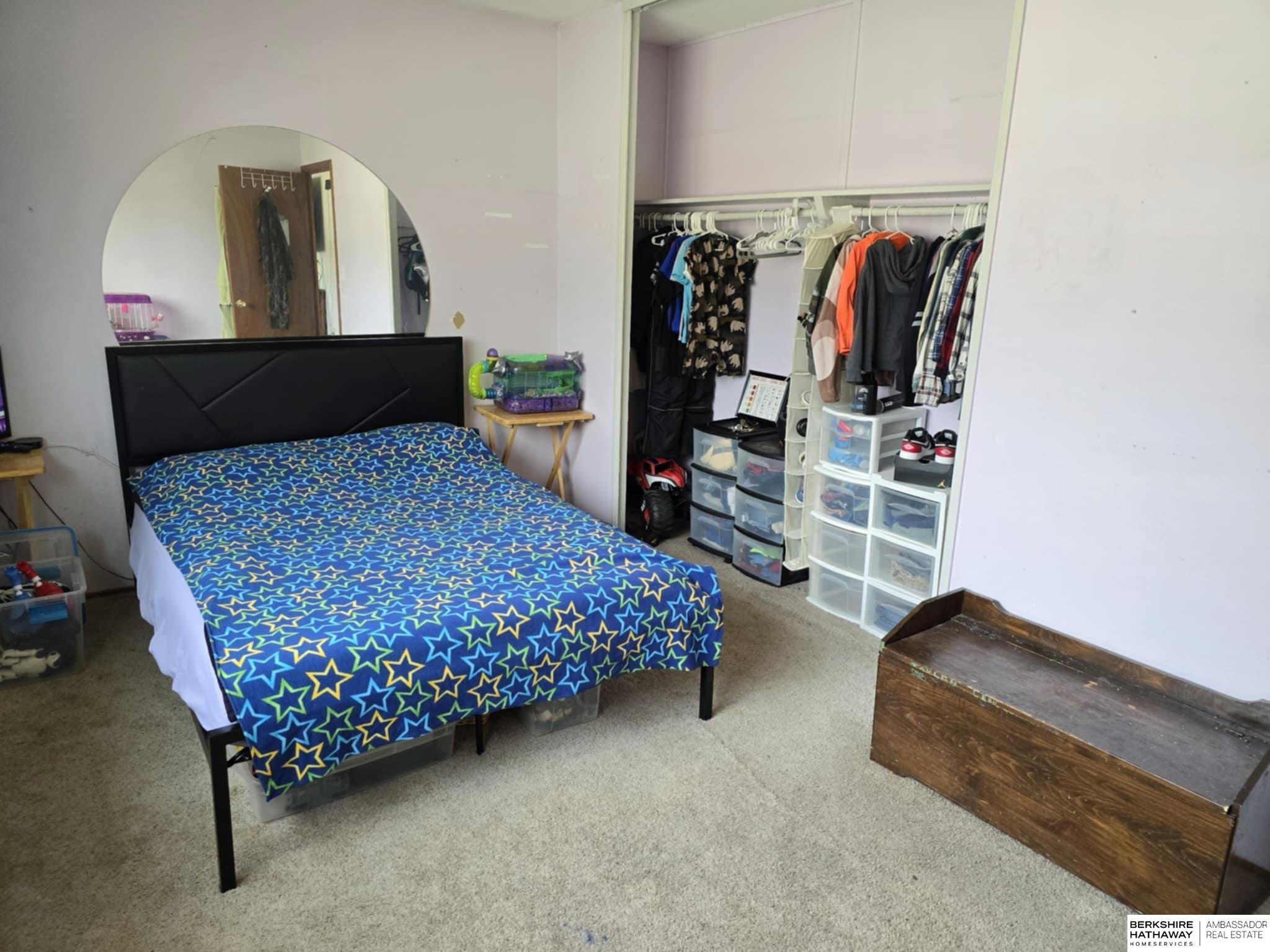 Lincoln, Nebraska 68505, United States, 2 Bedrooms Bedrooms, ,2 BathroomsBathrooms,Residential,Pending,103717