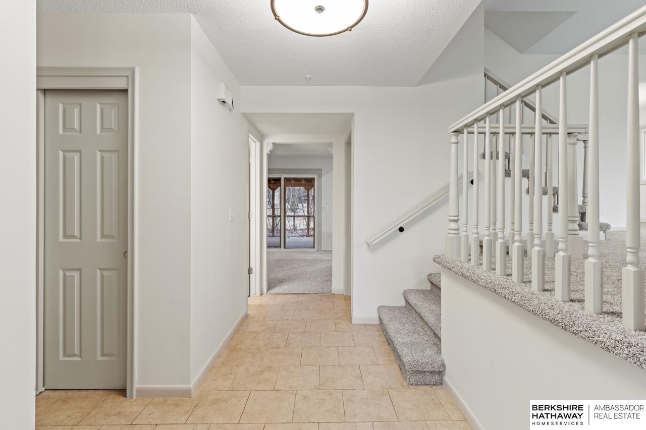 Omaha, Nebraska 68144, United States, 3 Bedrooms Bedrooms, ,3 BathroomsBathrooms,Residential,Pending,7837