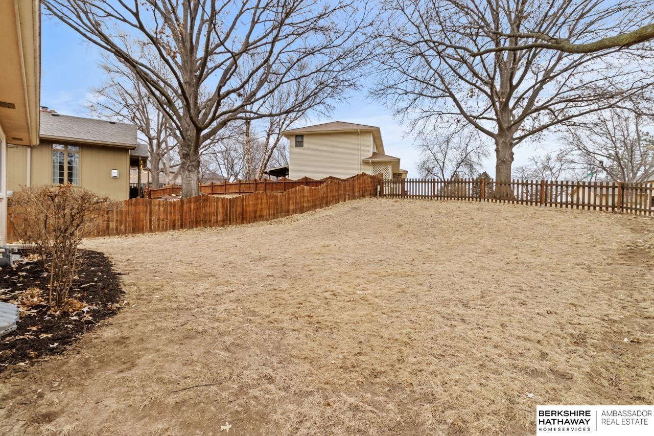 Omaha, Nebraska 68144, United States, 3 Bedrooms Bedrooms, ,3 BathroomsBathrooms,Residential,Pending,7837