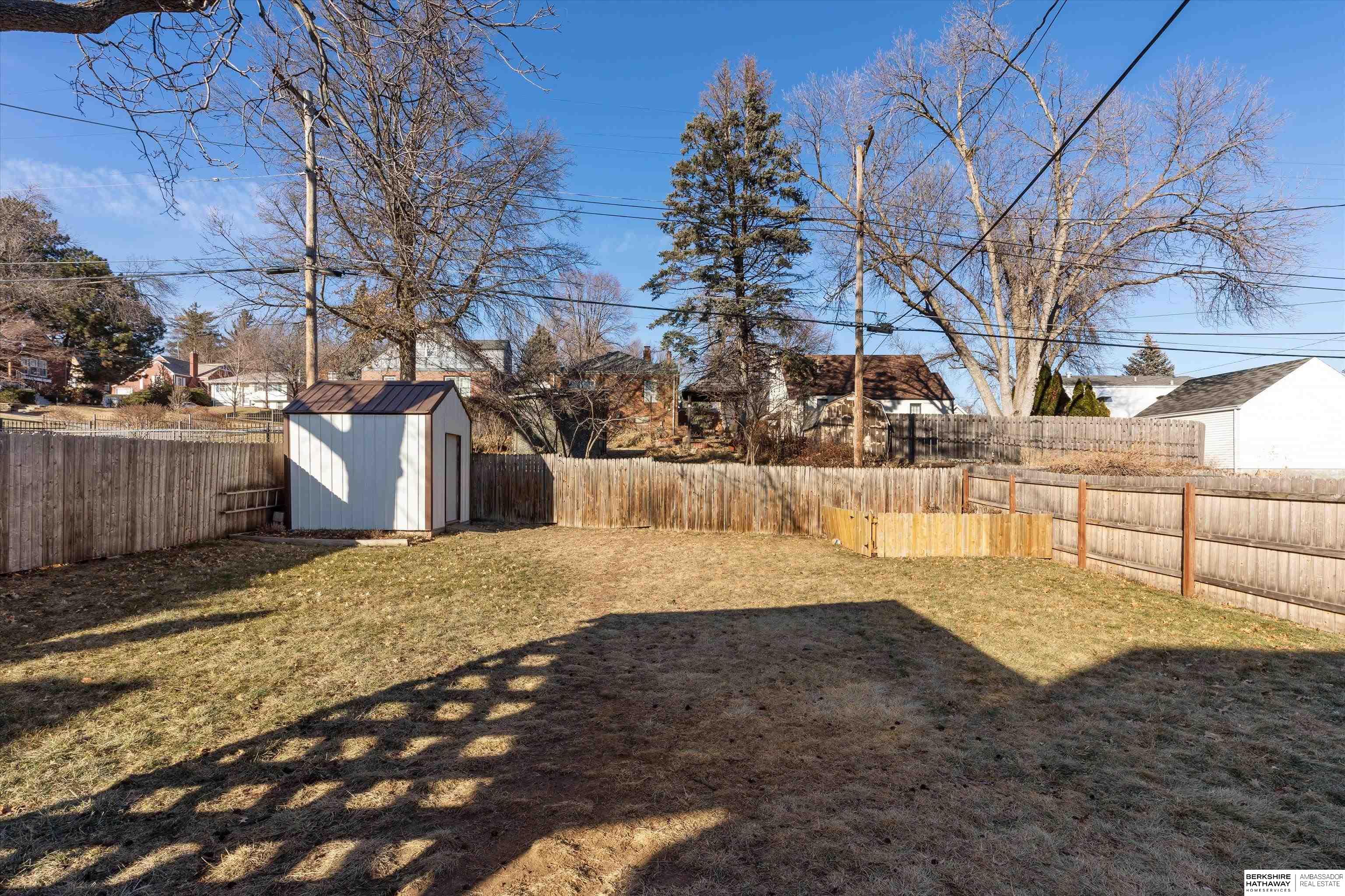 Omaha, Nebraska 68106, United States, 4 Bedrooms Bedrooms, ,2 BathroomsBathrooms,Residential,Pending,17613