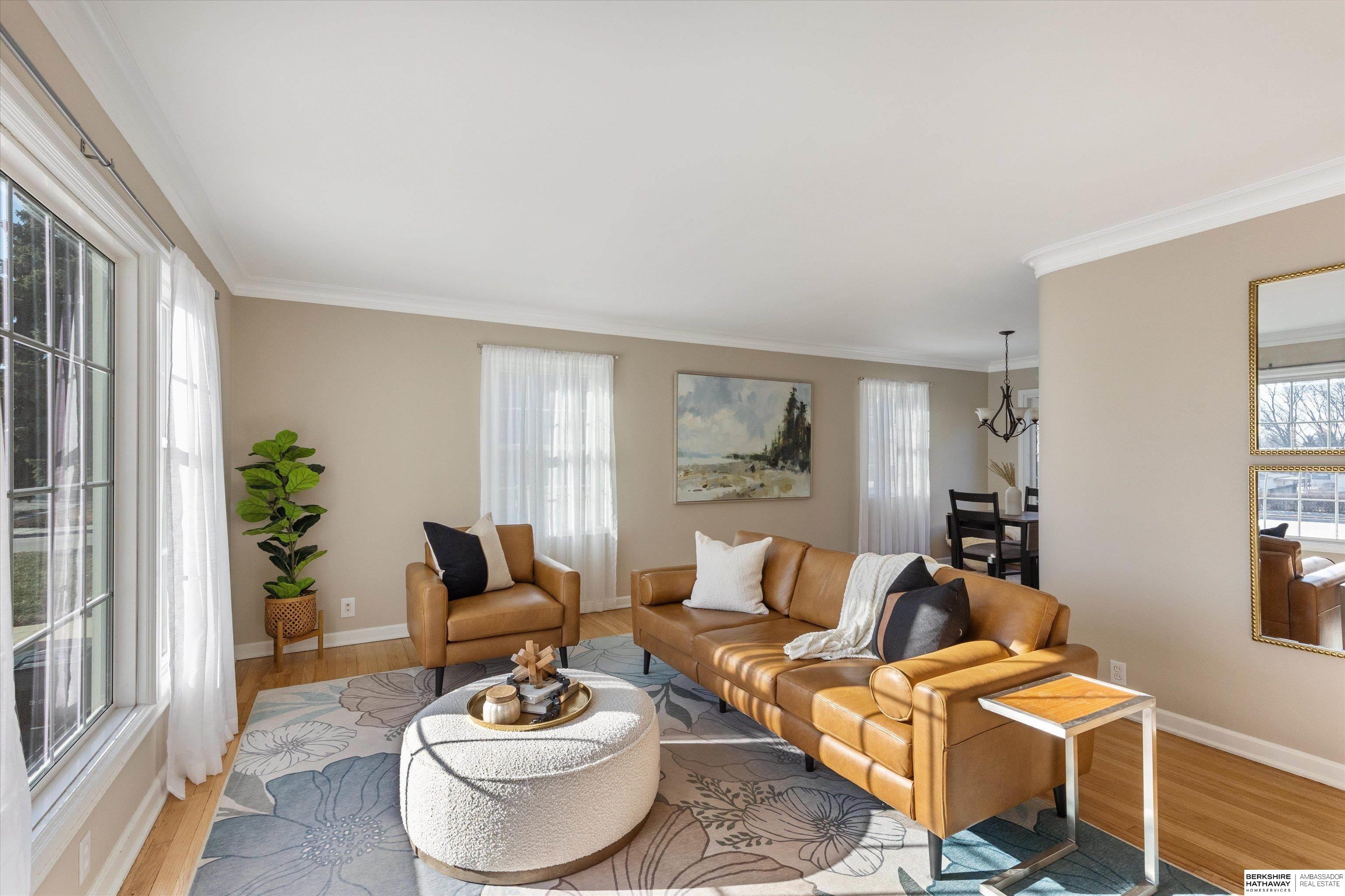 Omaha, Nebraska 68106, United States, 4 Bedrooms Bedrooms, ,2 BathroomsBathrooms,Residential,Pending,17613