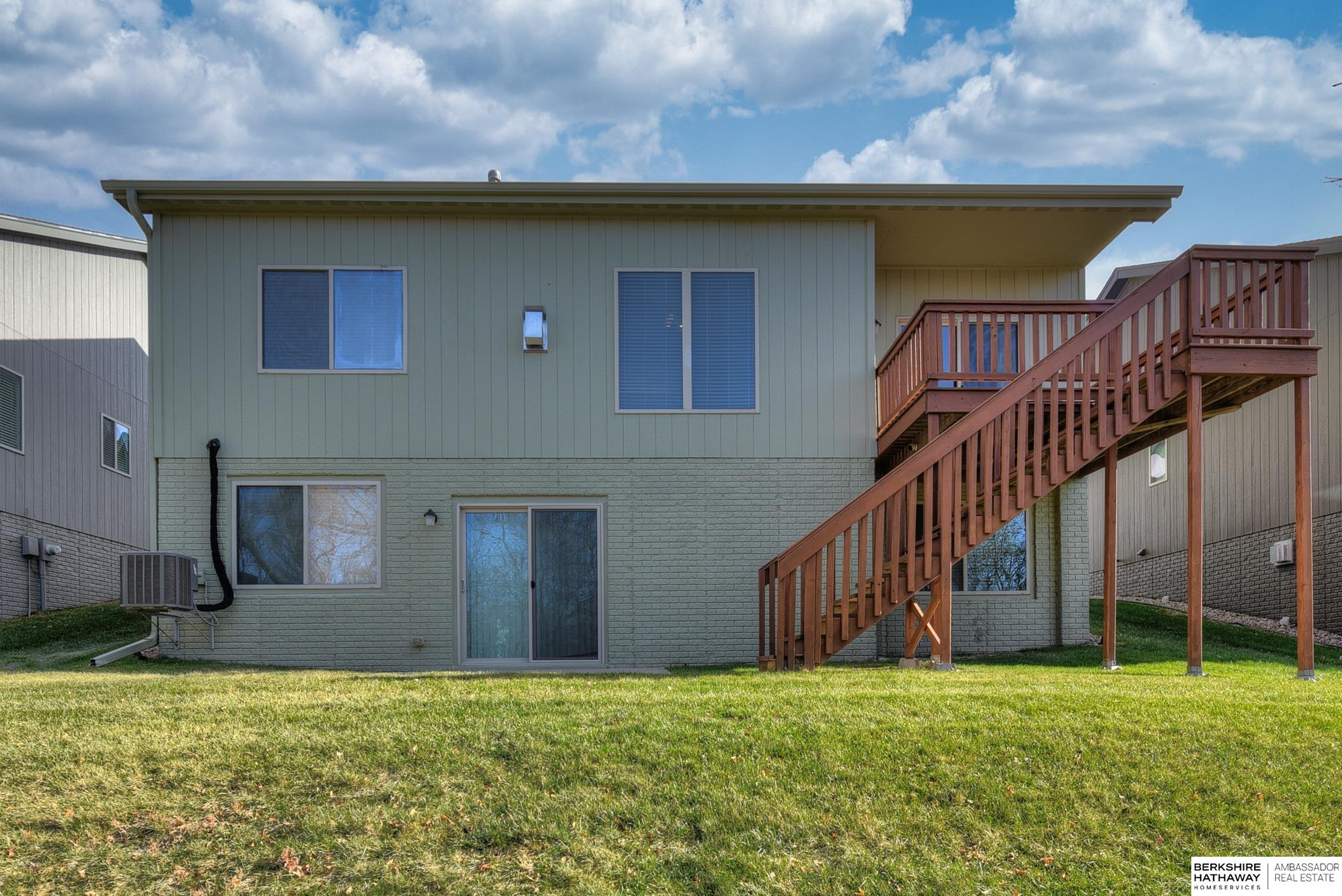 Omaha, Nebraska 68135, United States, 3 Bedrooms Bedrooms, ,3 BathroomsBathrooms,Residential,Pending,110276