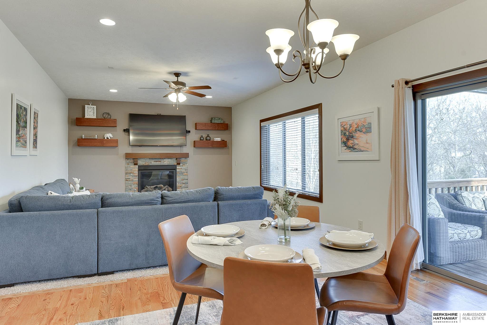 Lincoln, Nebraska 68505, United States, 5 Bedrooms Bedrooms, ,4 BathroomsBathrooms,Residential,Active,97125