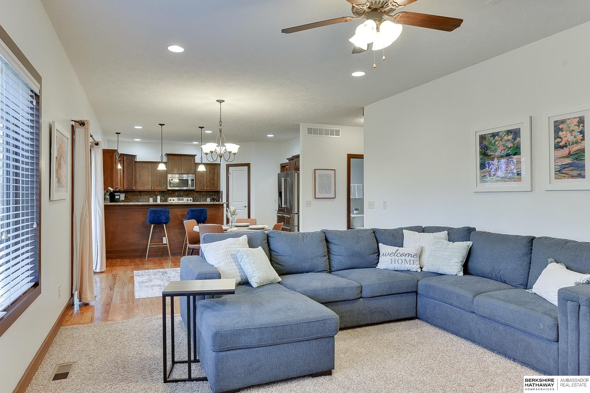 Lincoln, Nebraska 68505, United States, 5 Bedrooms Bedrooms, ,4 BathroomsBathrooms,Residential,Active,97125