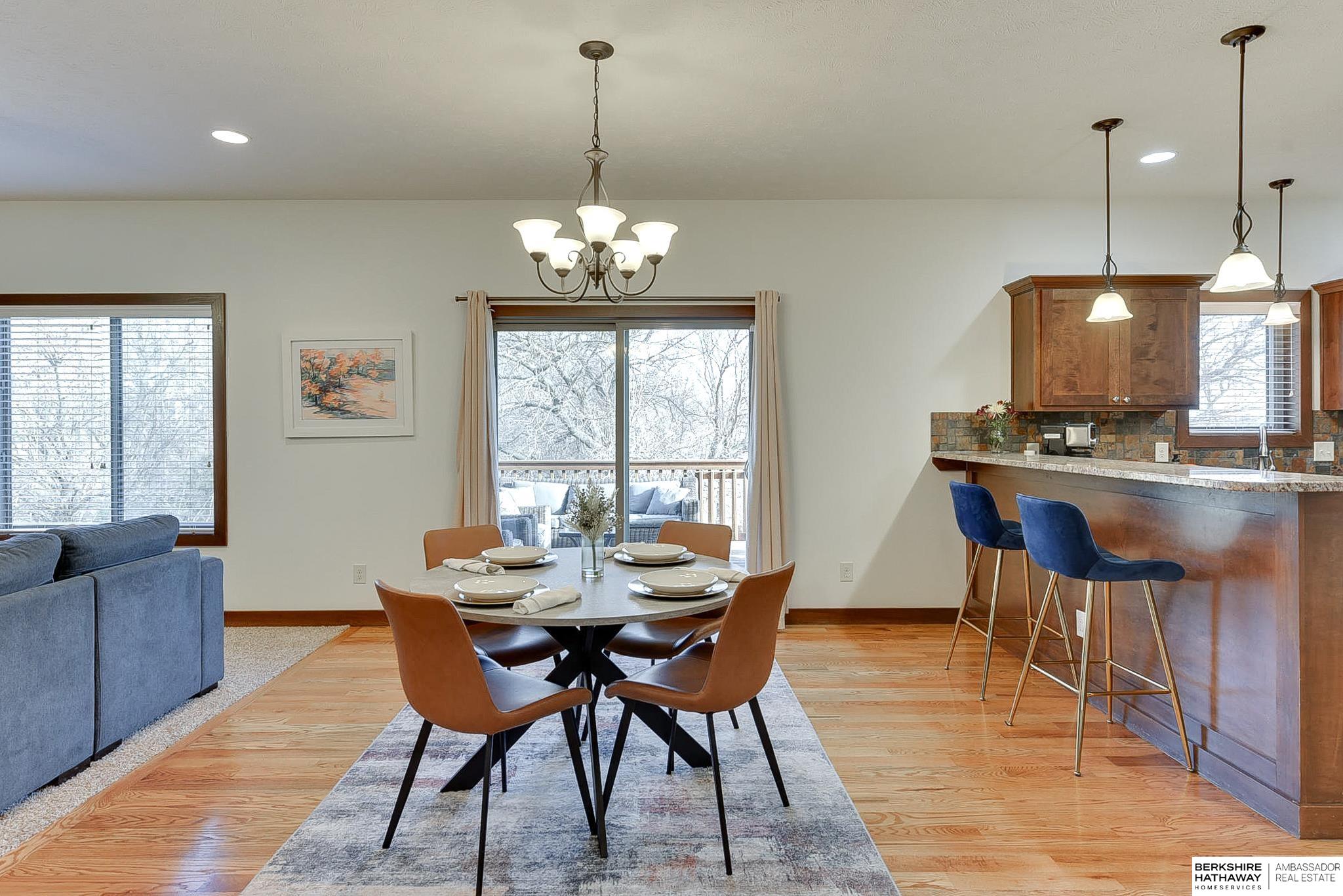 Lincoln, Nebraska 68505, United States, 5 Bedrooms Bedrooms, ,4 BathroomsBathrooms,Residential,Active,97125