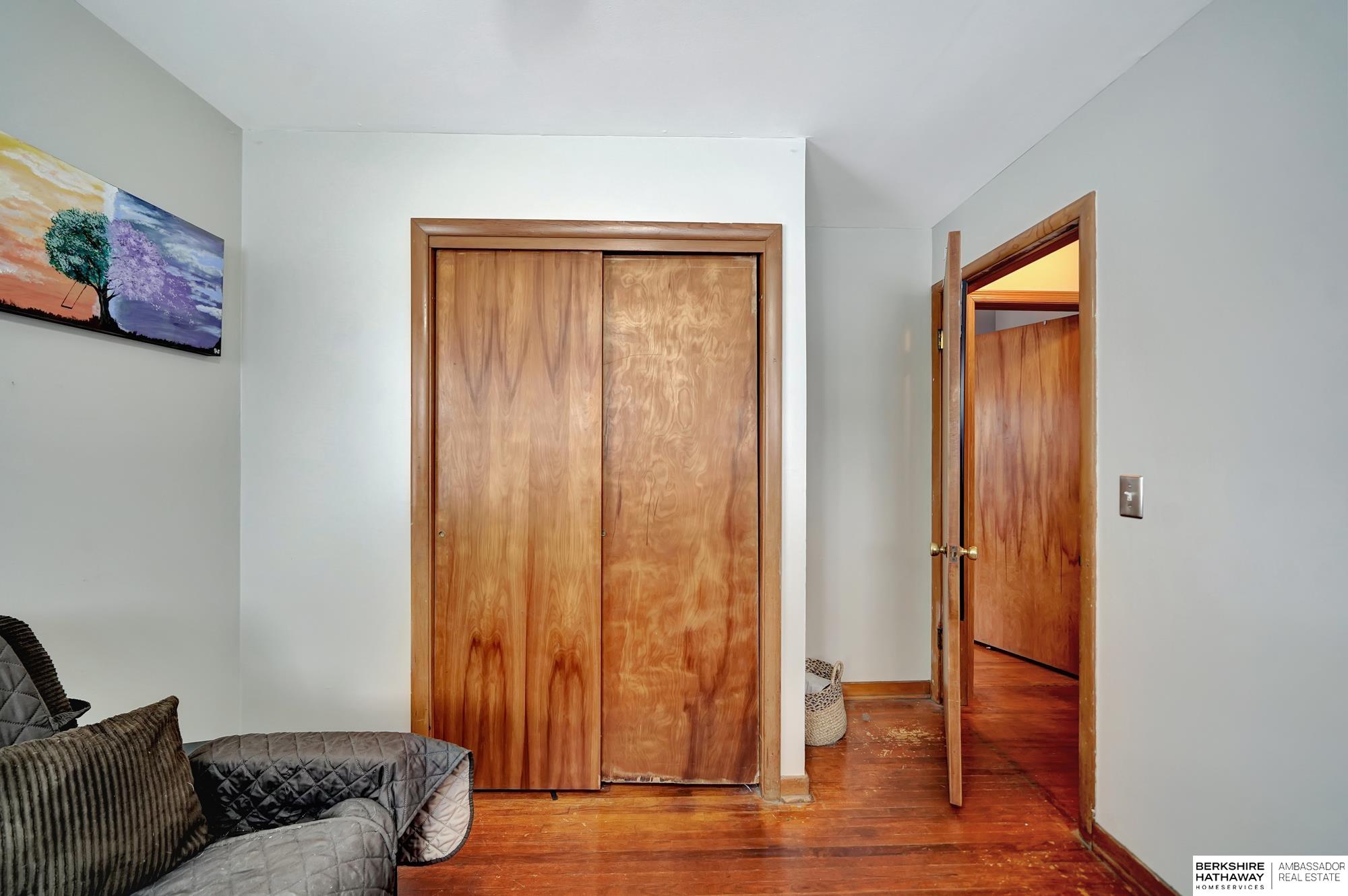 Lincoln, Nebraska 68507, United States, 2 Bedrooms Bedrooms, ,2 BathroomsBathrooms,Residential,Pending,78881