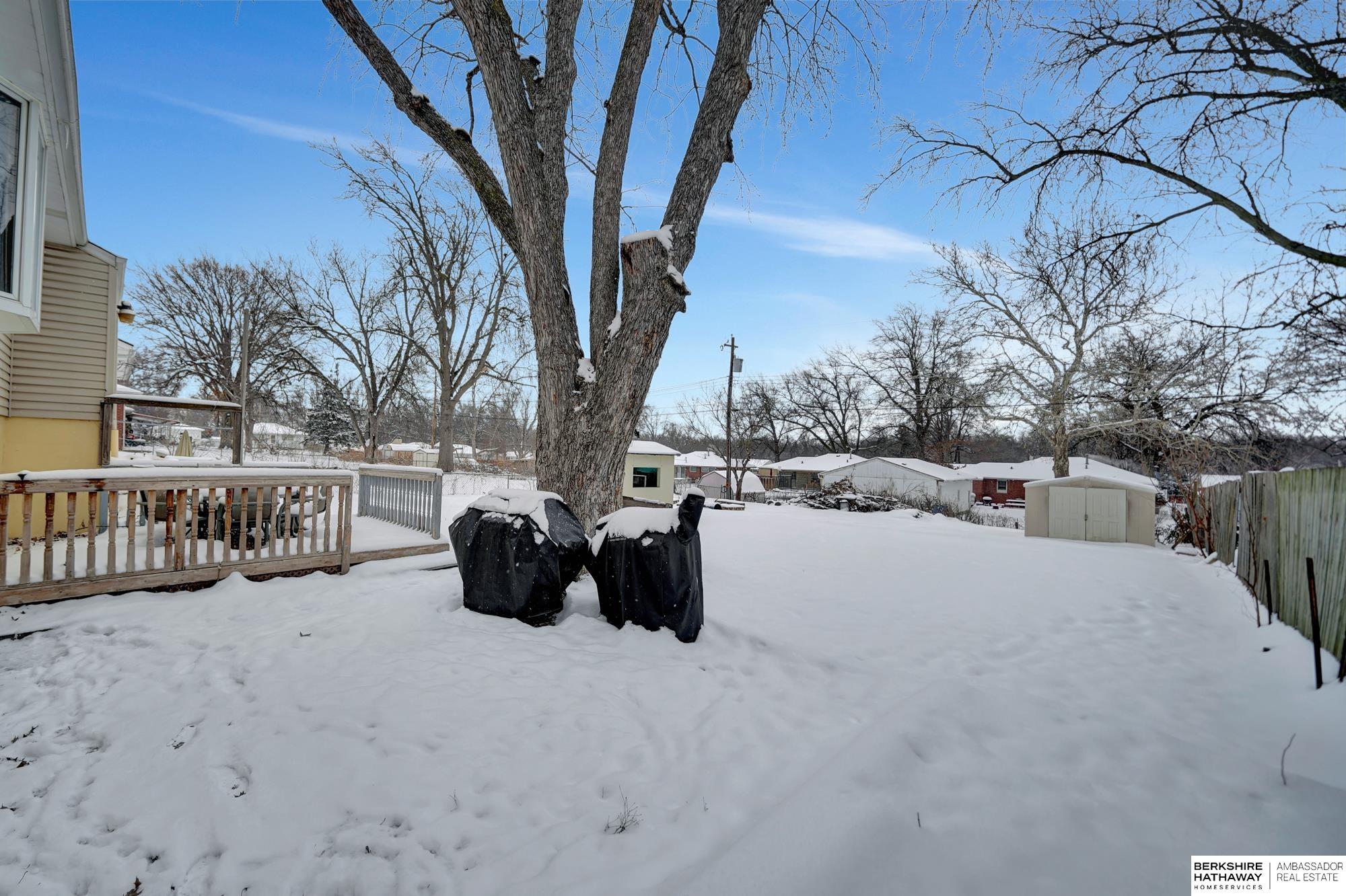 Lincoln, Nebraska 68507, United States, 2 Bedrooms Bedrooms, ,2 BathroomsBathrooms,Residential,Pending,78881