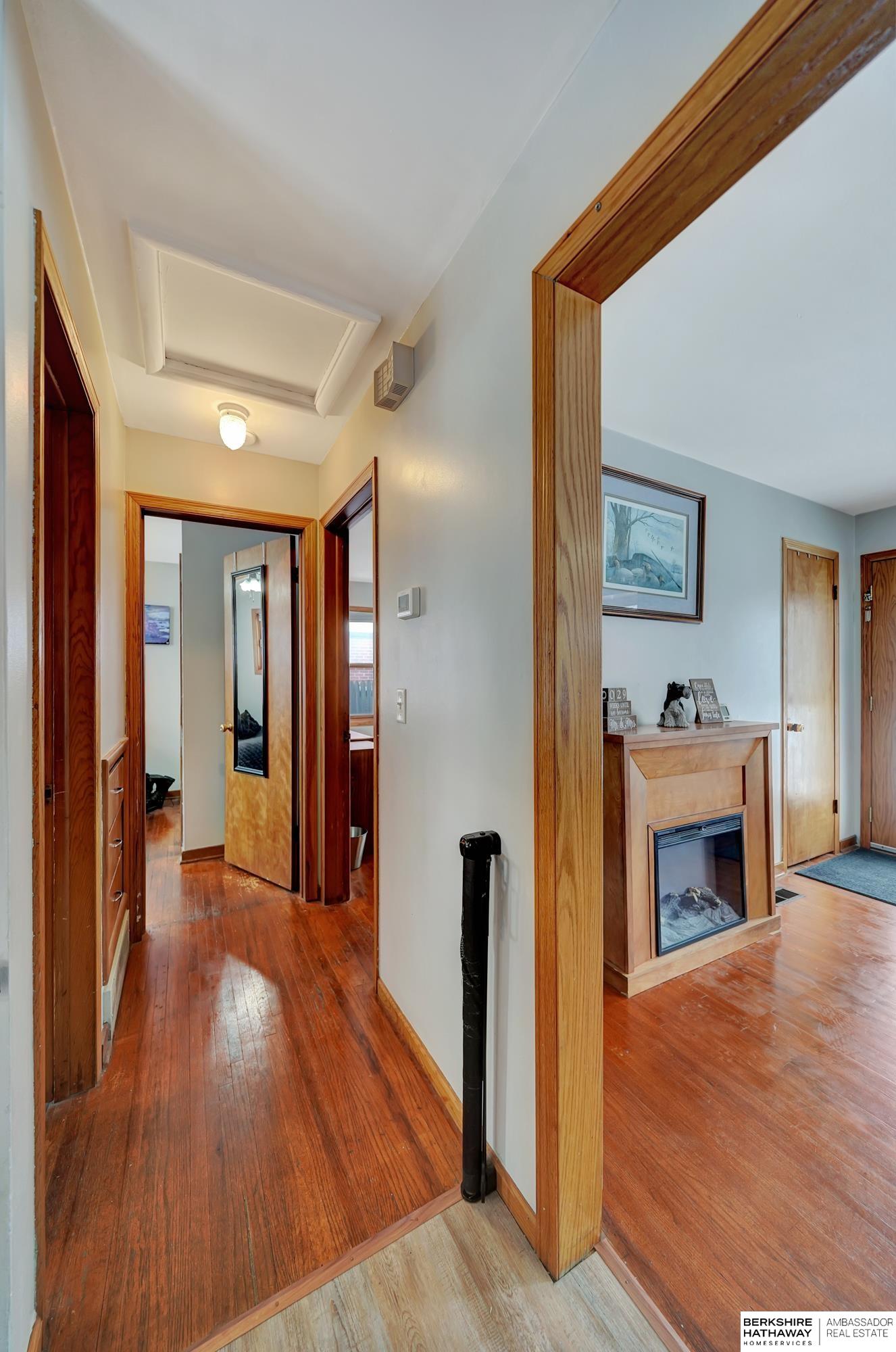 Lincoln, Nebraska 68507, United States, 2 Bedrooms Bedrooms, ,2 BathroomsBathrooms,Residential,Pending,78881