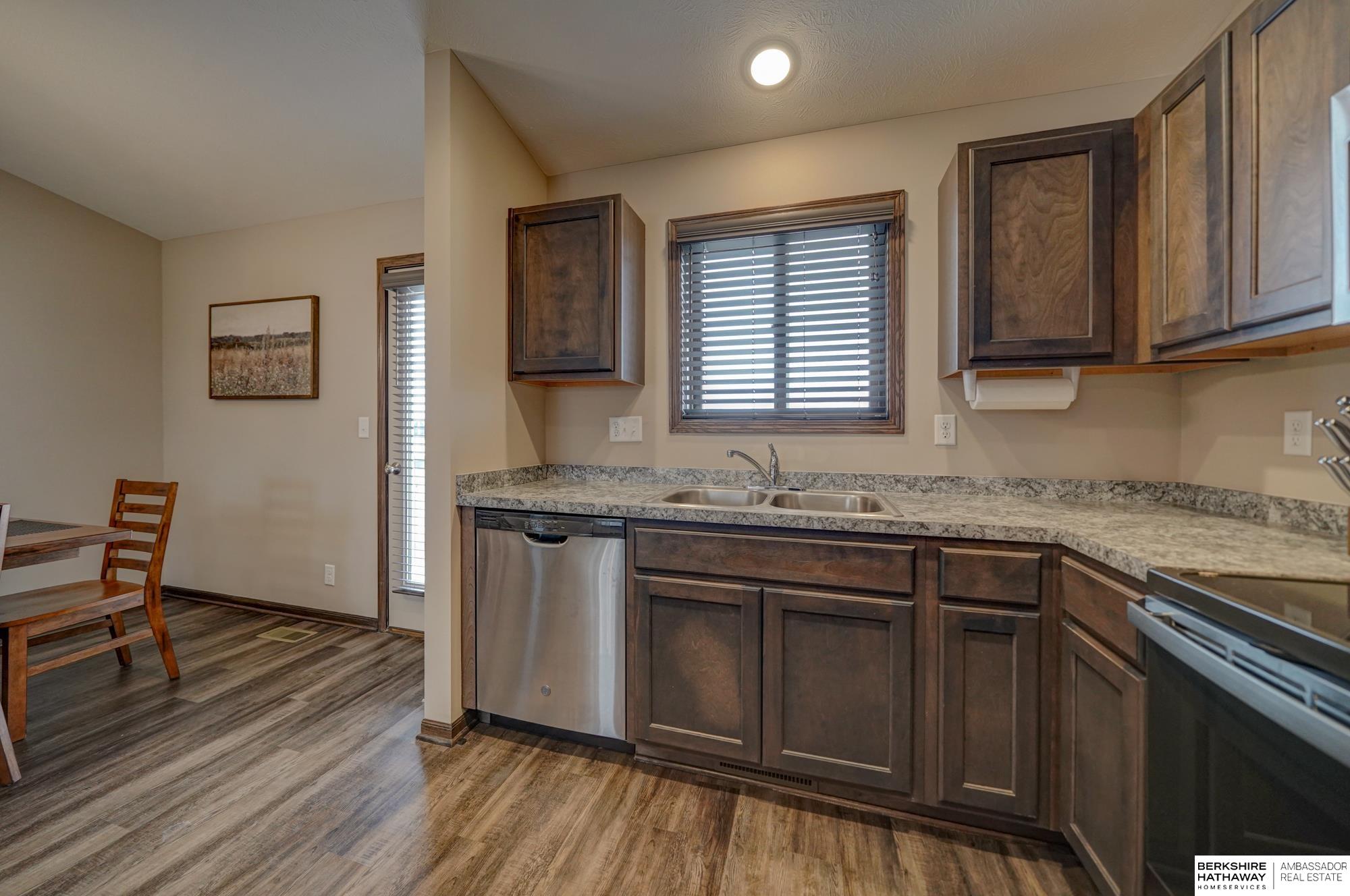 Lincoln, Nebraska 68524, United States, 3 Bedrooms Bedrooms, ,2 BathroomsBathrooms,Residential,Pending,5066