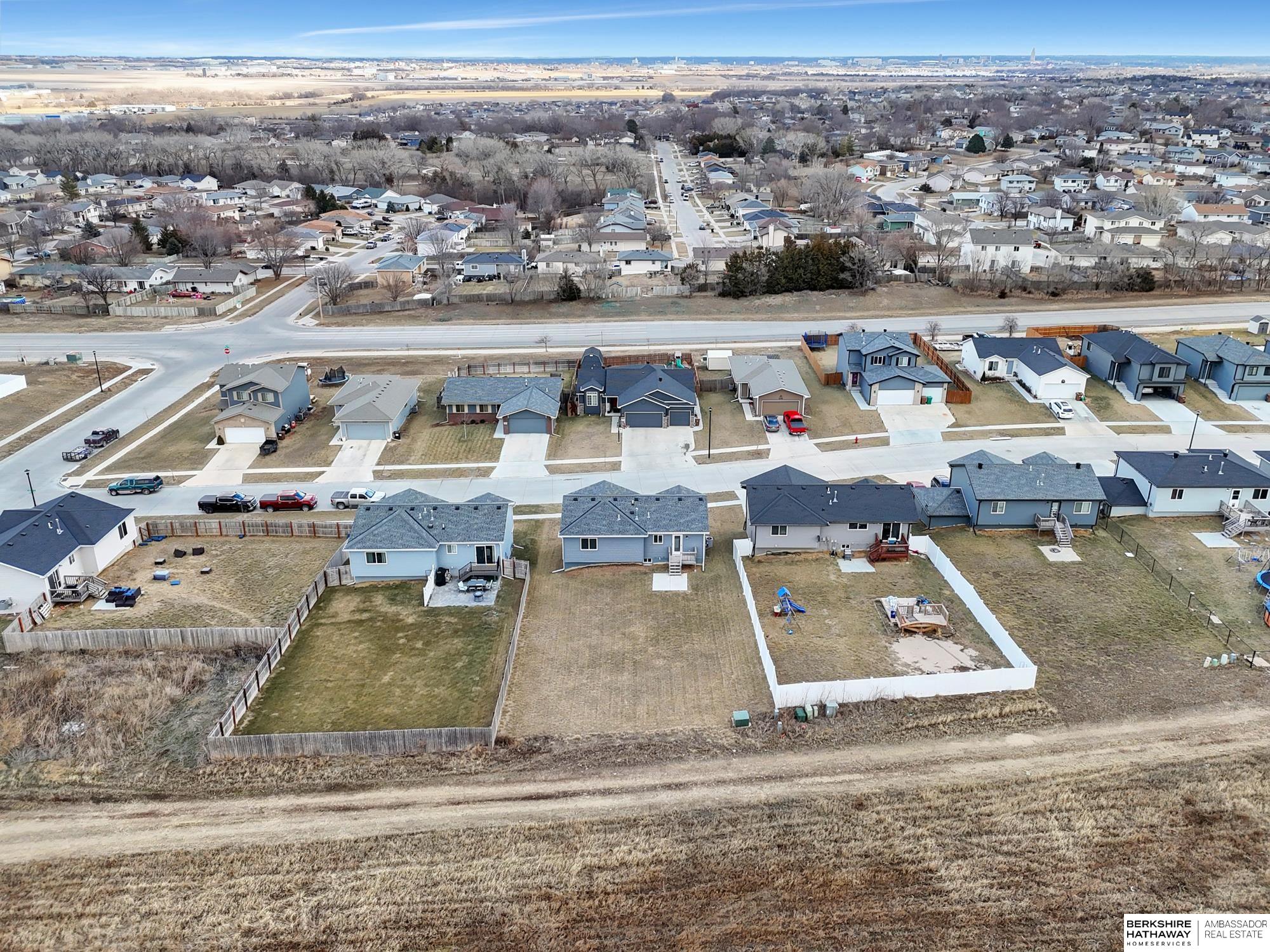 Lincoln, Nebraska 68524, United States, 3 Bedrooms Bedrooms, ,2 BathroomsBathrooms,Residential,Pending,5066