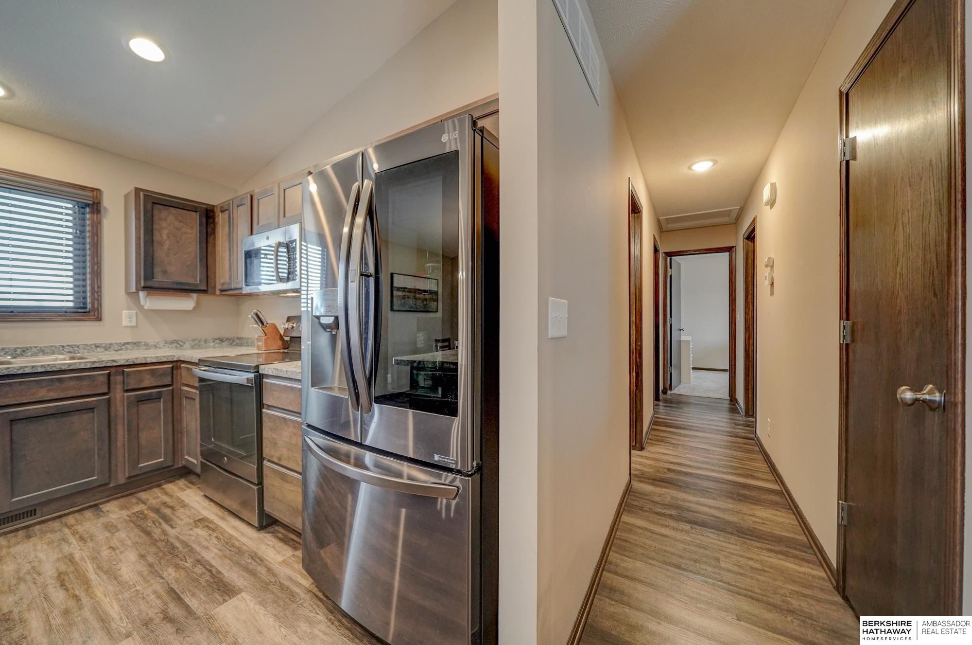 Lincoln, Nebraska 68524, United States, 3 Bedrooms Bedrooms, ,2 BathroomsBathrooms,Residential,Pending,5066