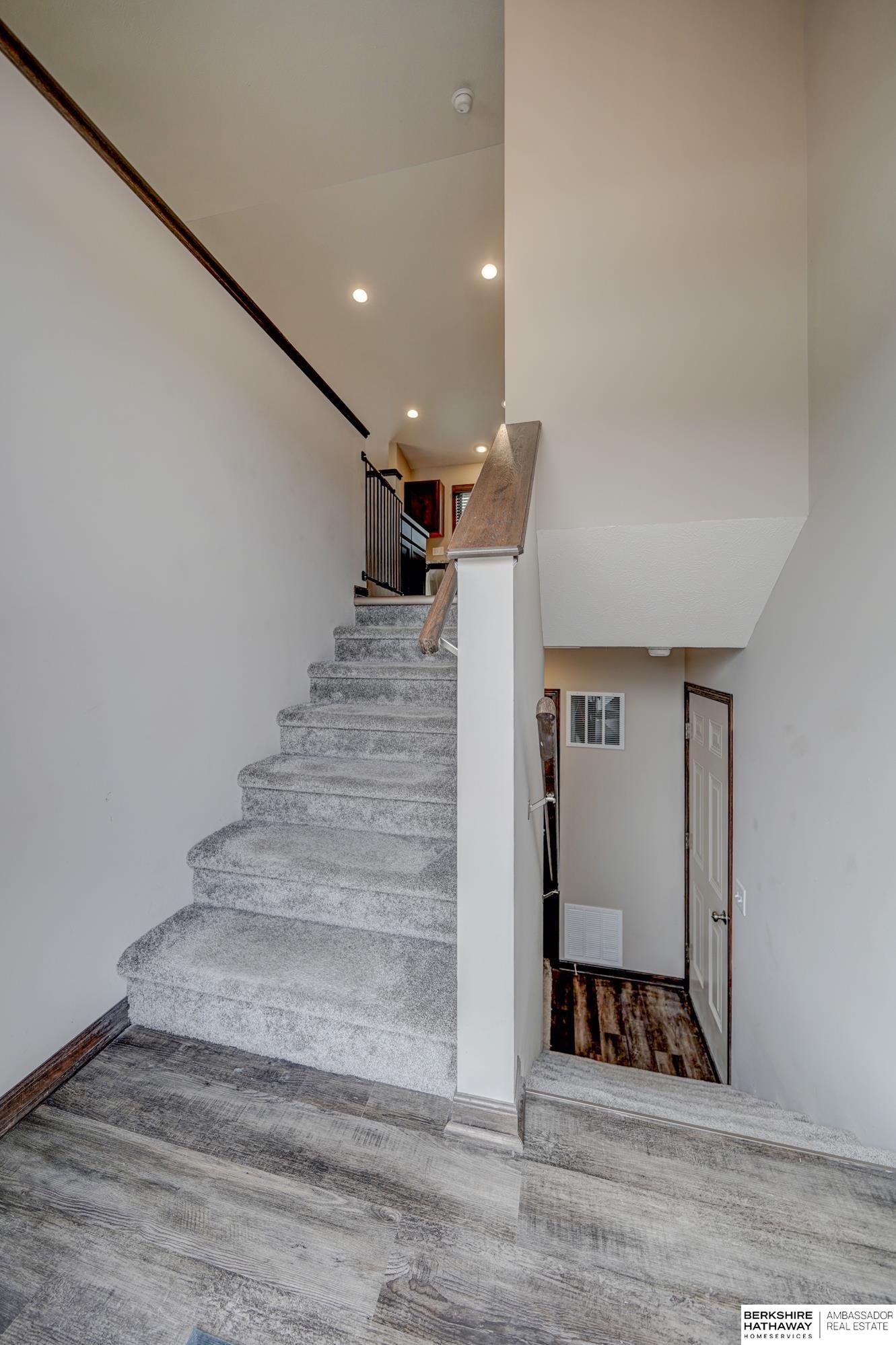 Lincoln, Nebraska 68524, United States, 3 Bedrooms Bedrooms, ,2 BathroomsBathrooms,Residential,Pending,5066