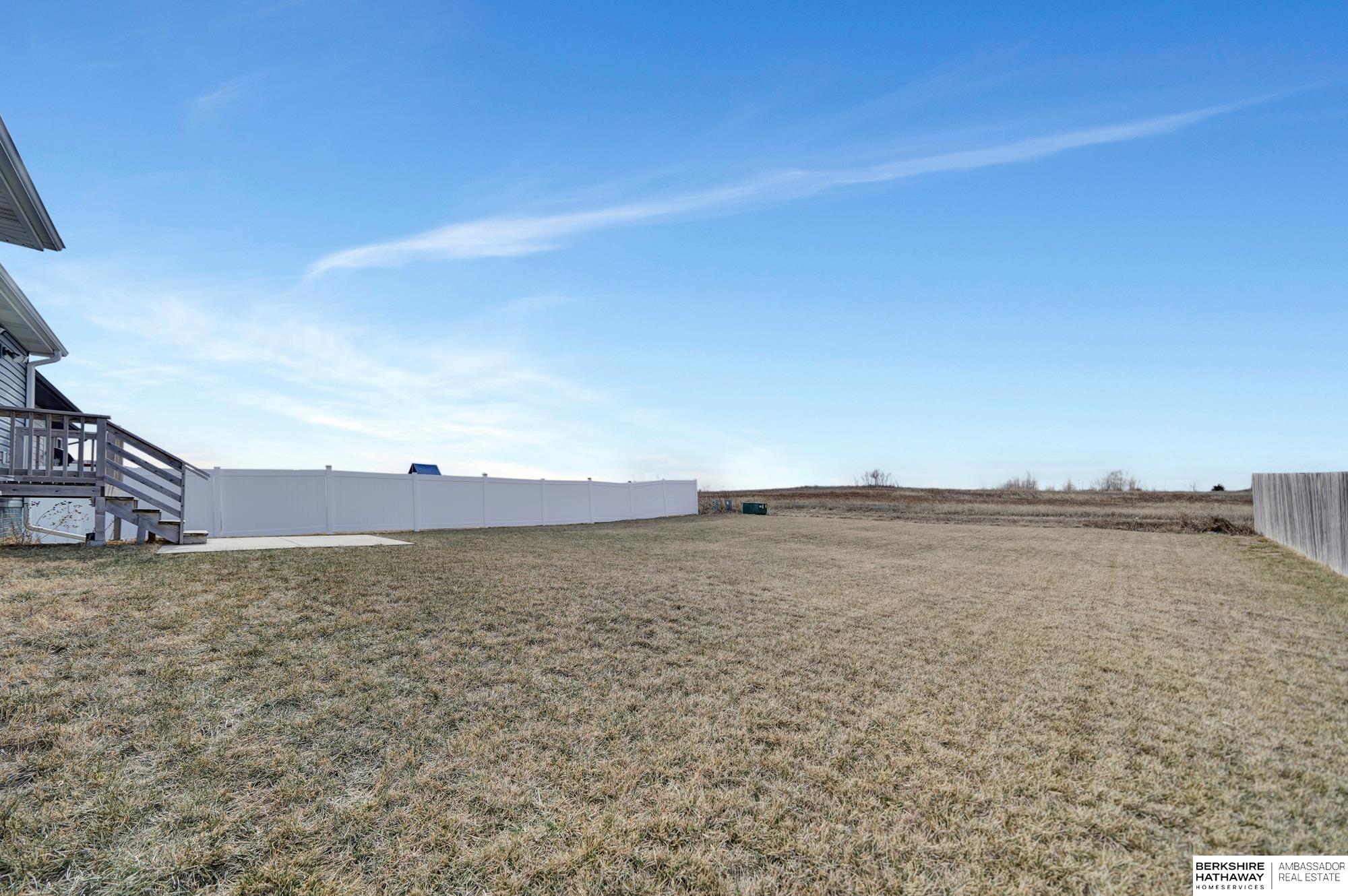 Lincoln, Nebraska 68524, United States, 3 Bedrooms Bedrooms, ,2 BathroomsBathrooms,Residential,Pending,5066