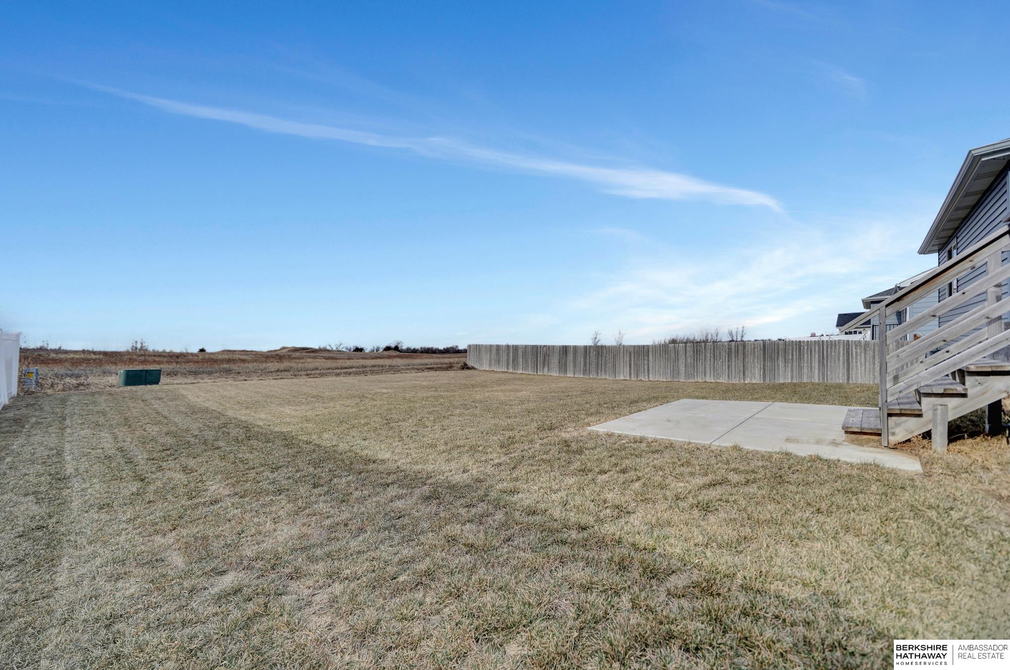 Lincoln, Nebraska 68524, United States, 3 Bedrooms Bedrooms, ,2 BathroomsBathrooms,Residential,Pending,5066