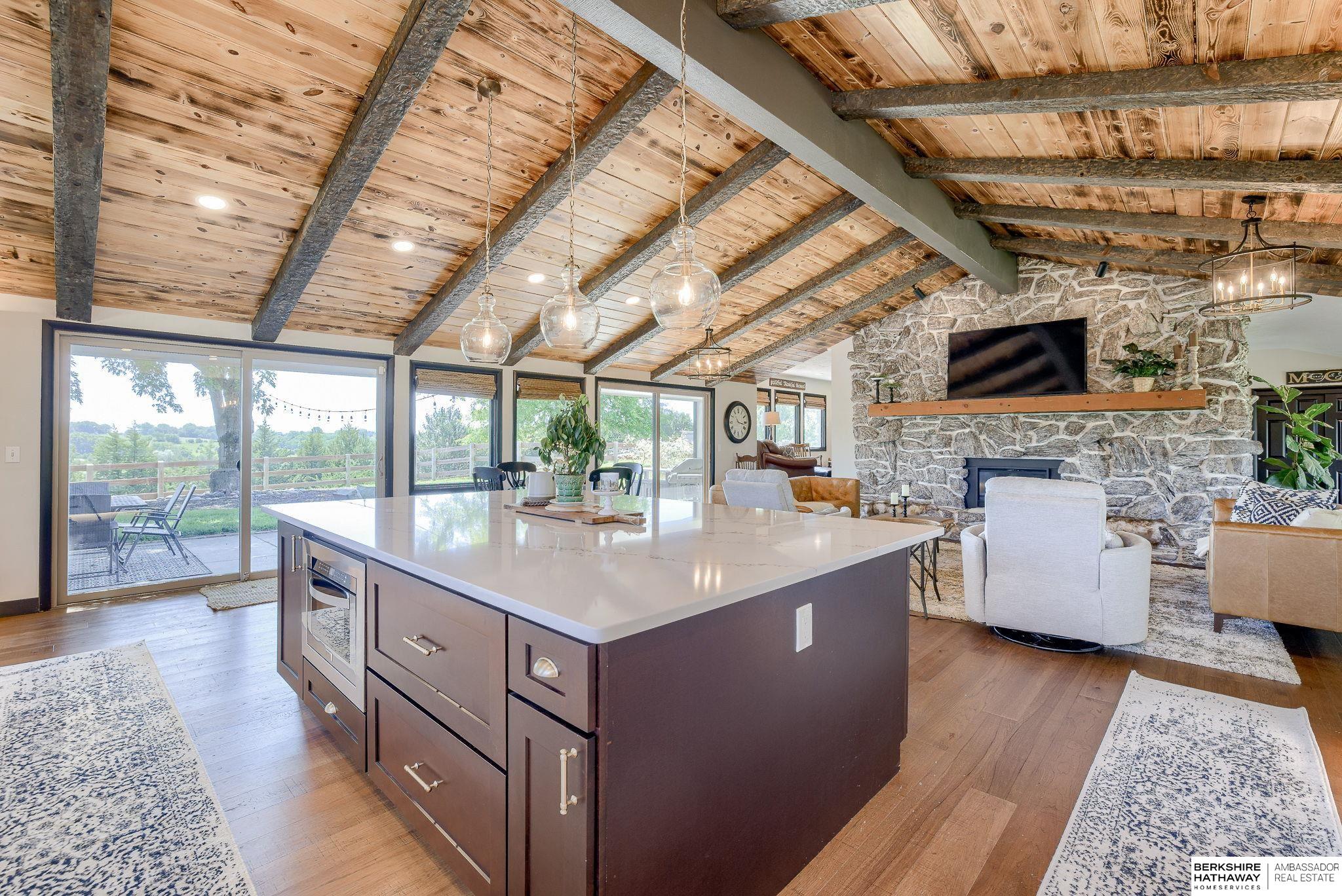 Omaha, Nebraska 68022, United States, 3 Bedrooms Bedrooms, ,2 BathroomsBathrooms,Residential,Active,120044