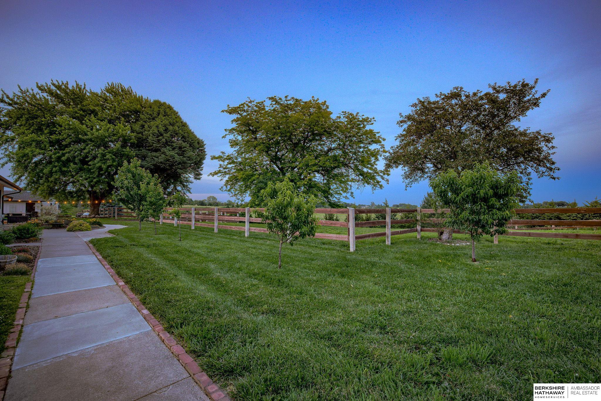 Omaha, Nebraska 68022, United States, 3 Bedrooms Bedrooms, ,2 BathroomsBathrooms,Residential,Active,120044